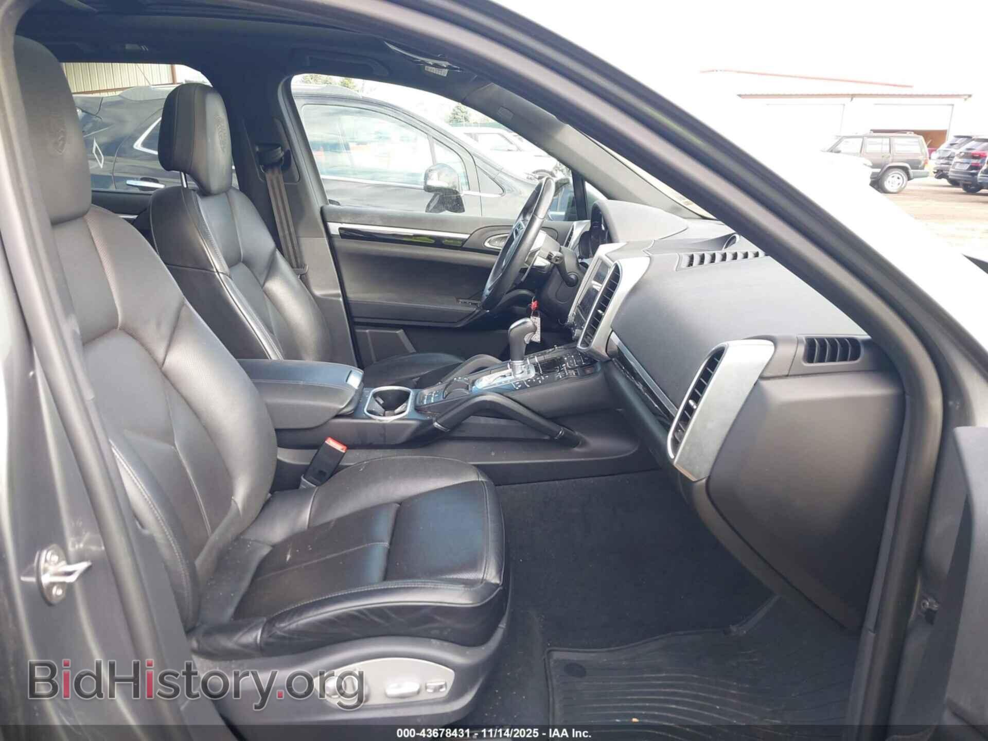 2017 PORSCHE CAYENNE - VIN: WP1AB2A22HLA53222 - Фото 5