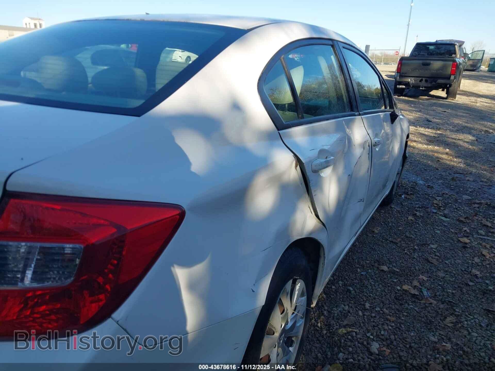 2012 HONDA CIVIC - VIN: 19XFB2F57CE106914 - Фото 6
