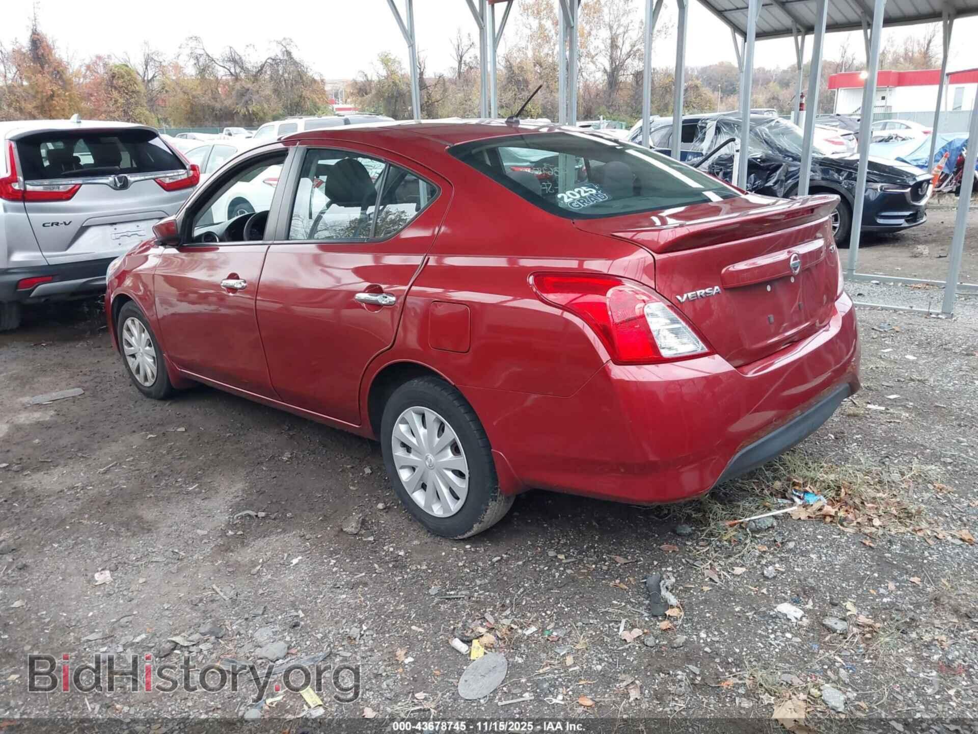 2017 NISSAN VERSA - VIN: 3N1CN7AP0HK458700 - Фото 3