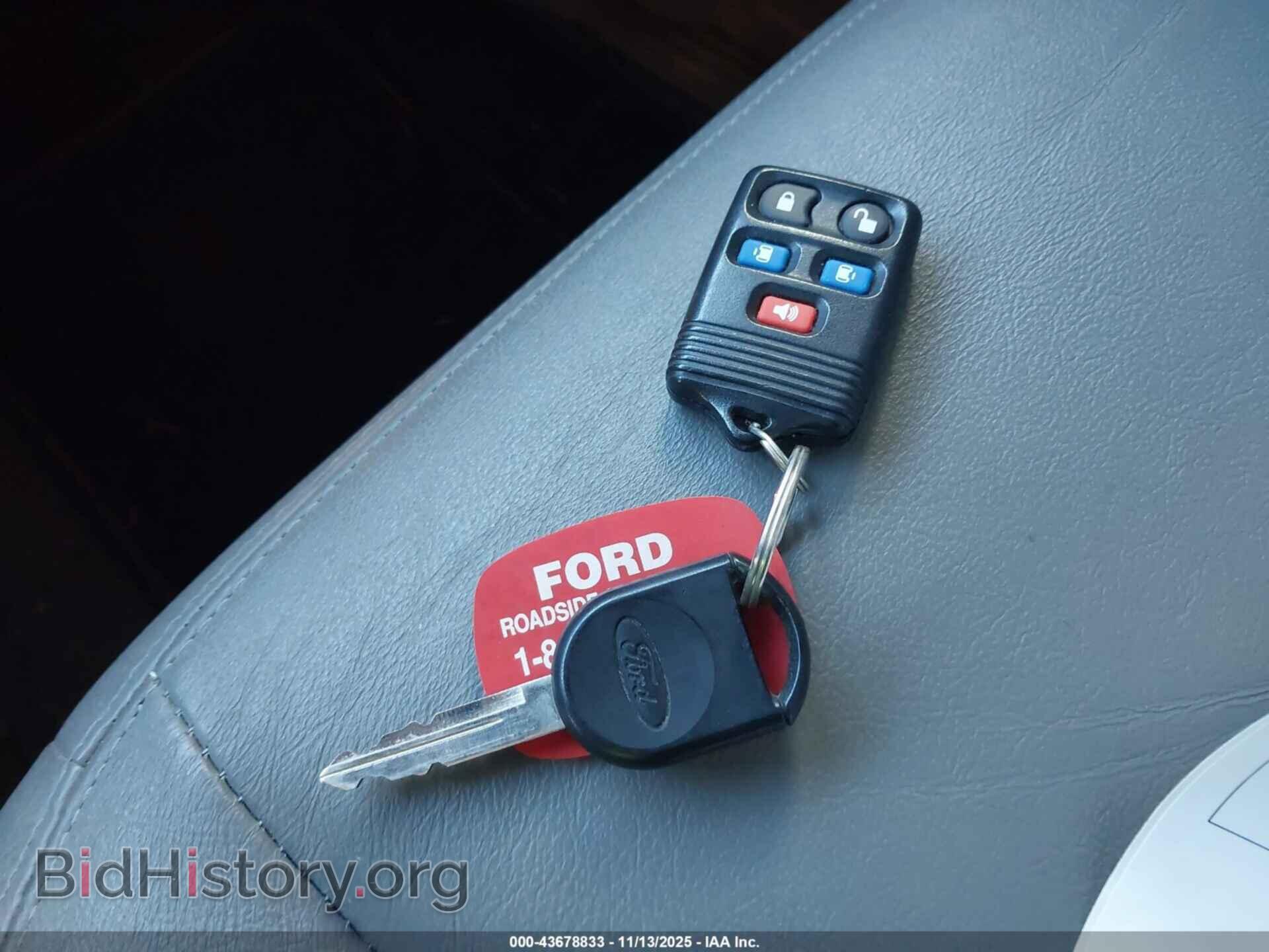 2006 FORD FREESTAR - VIN: 2FMDA58206BA10807 - Фото 11