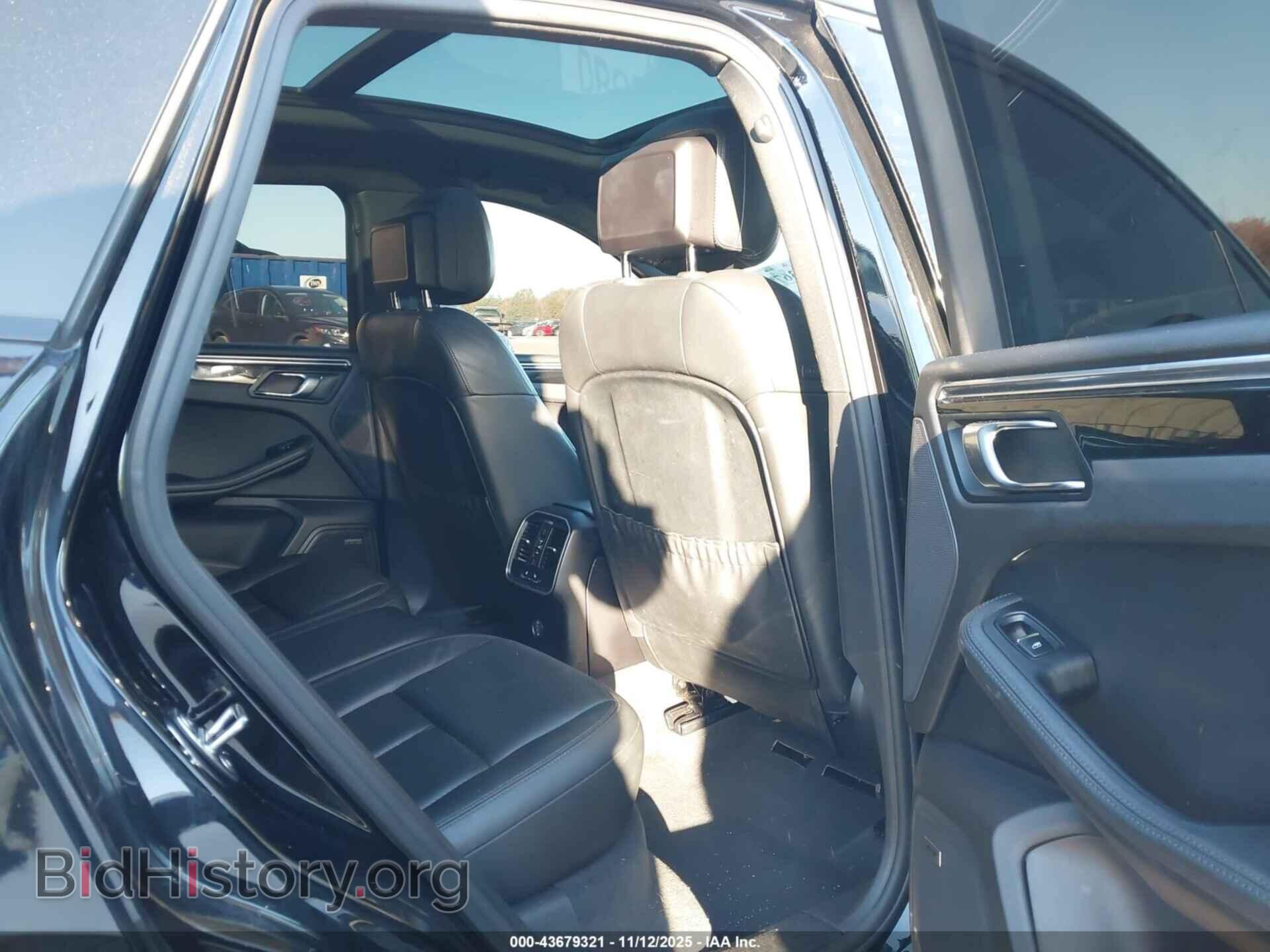 2017 PORSCHE MACAN - VIN: WP1AA2A58HLB04204 - Фото 8