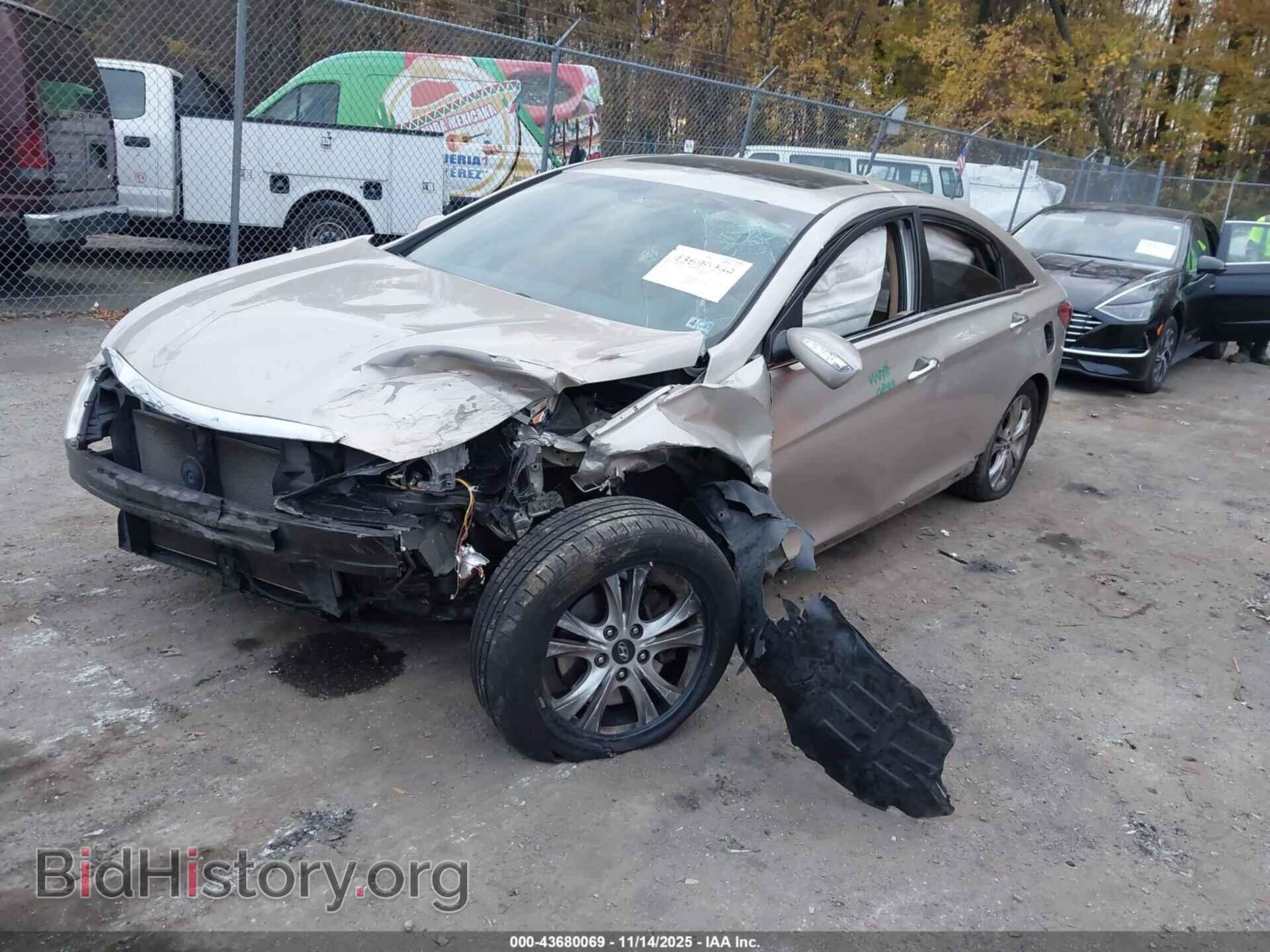 2011 HYUNDAI SONATA - VIN: 5NPEC4AC6BH071836 - Фото 2