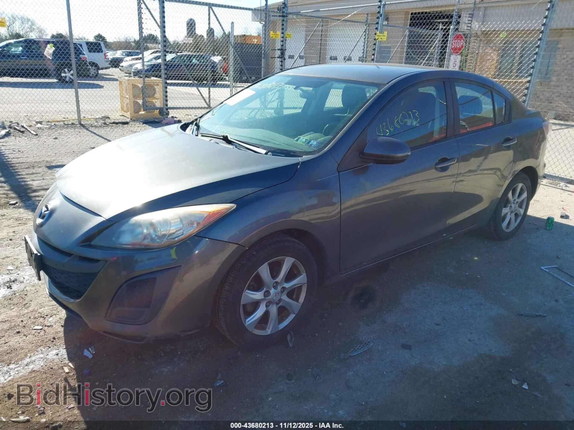 2011 MAZDA MAZDA3 - VIN: JM1BL1VG1B1366154 - Фото 2