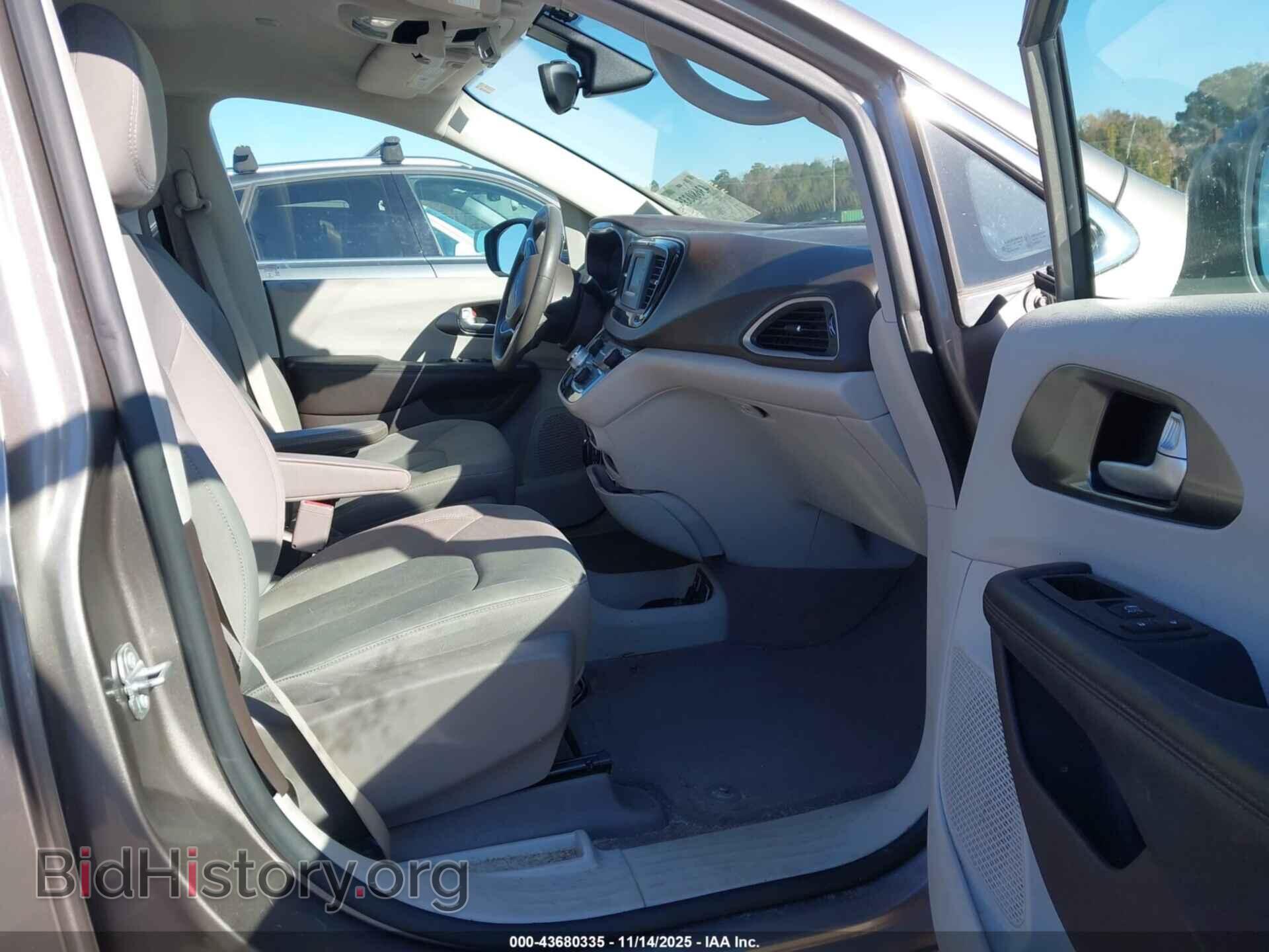 2017 CHRYSLER PACIFICA - VIN: 2C4RC1DG3HR836169 - Photo 5