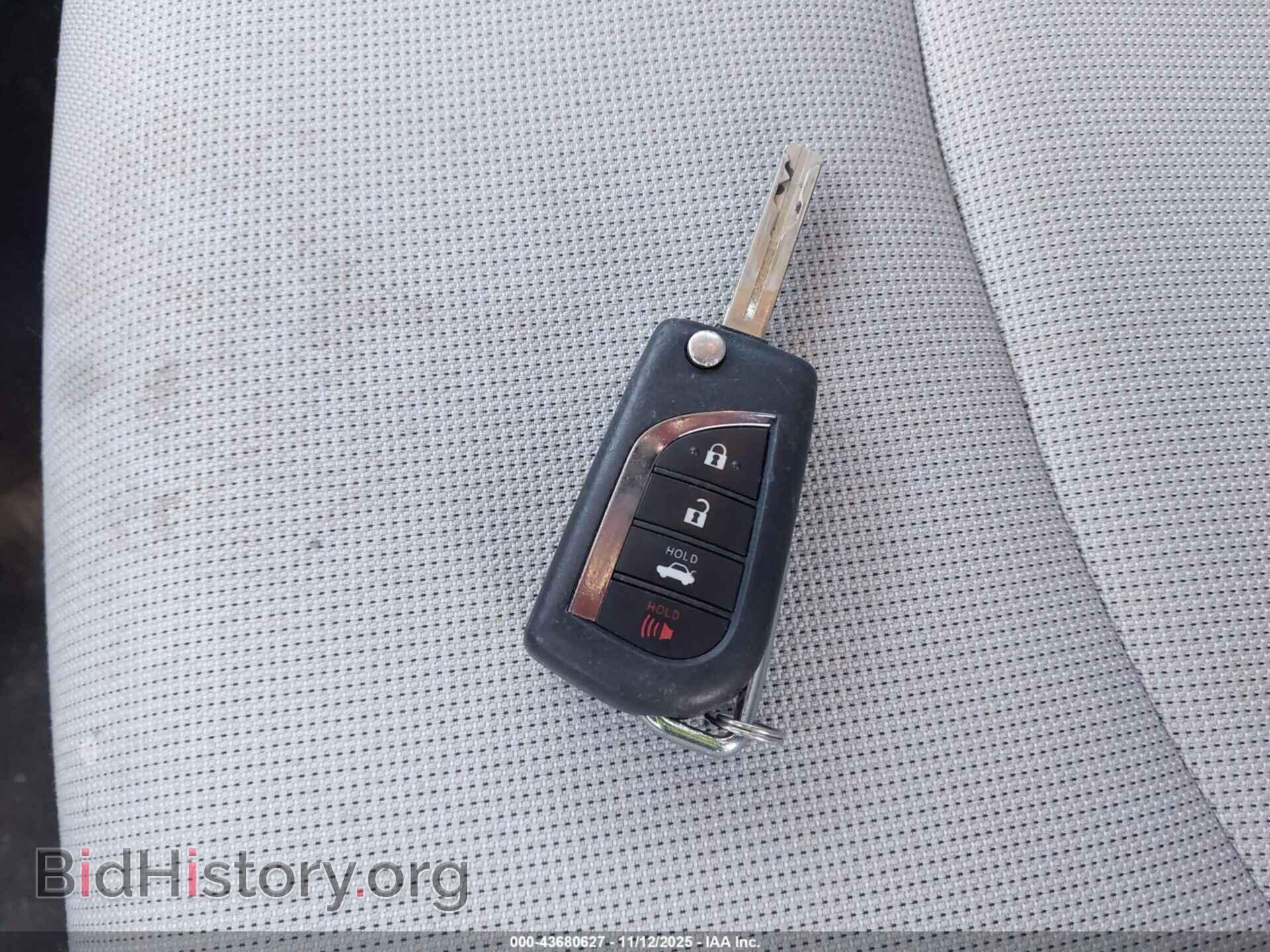 2020 TOYOTA COROLLA - VIN: 5YFEPRAE0LP093709 - Фото 11