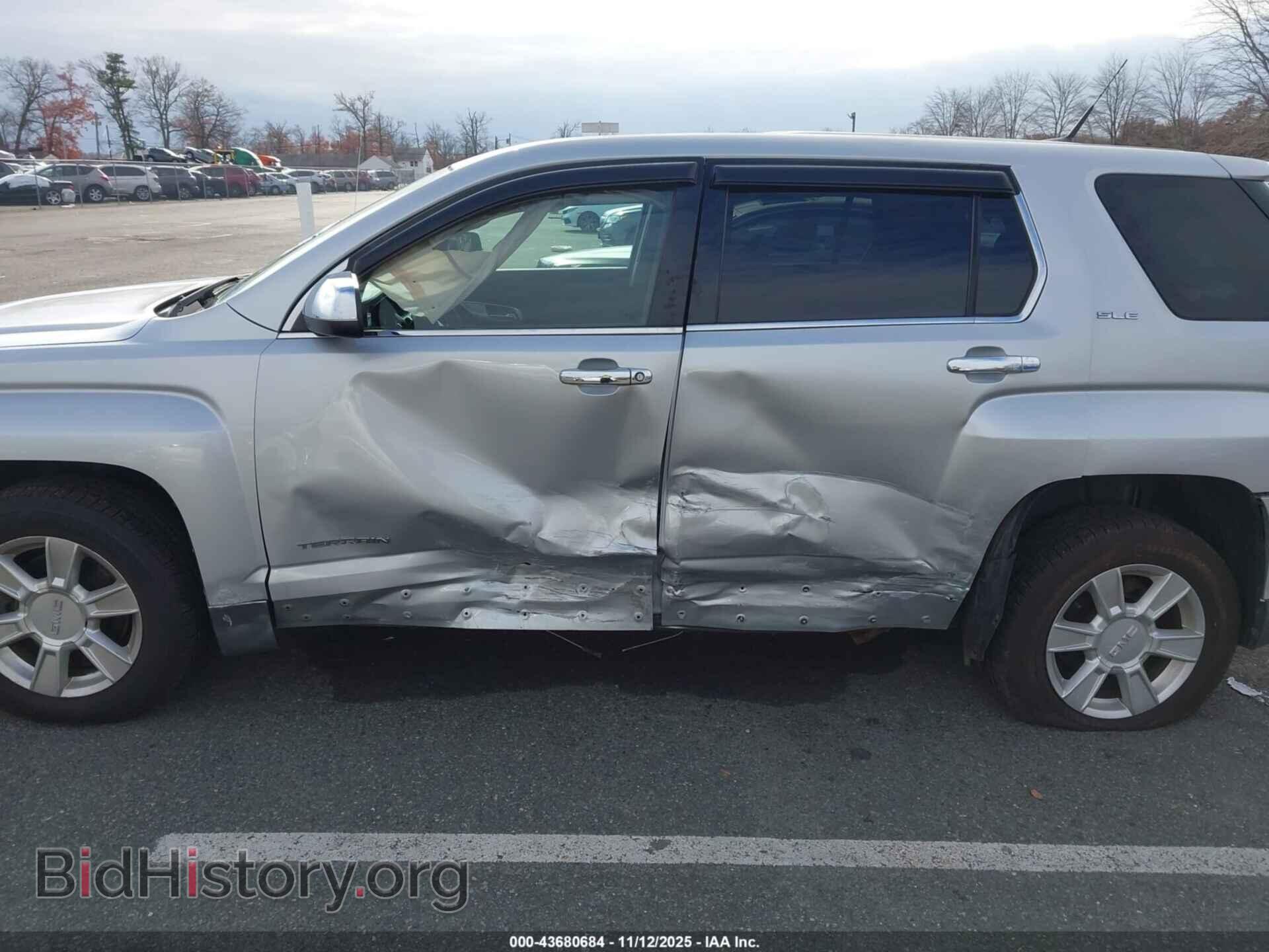 2011 GMC TERRAIN - VIN: 2CTFLRECXB6474335 - Фото 6