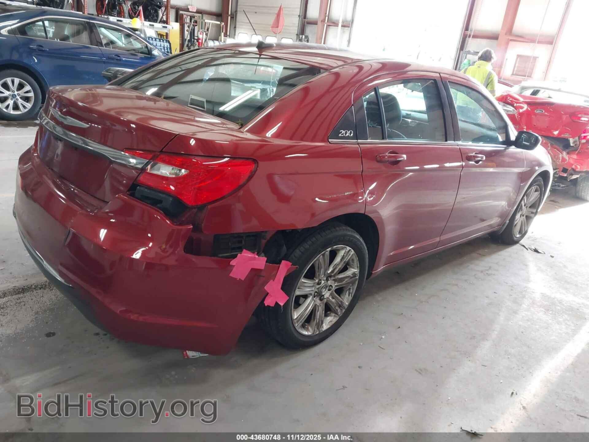 2012 CHRYSLER 200 - VIN: 1C3CCBBG6CN188058 - Фото 4