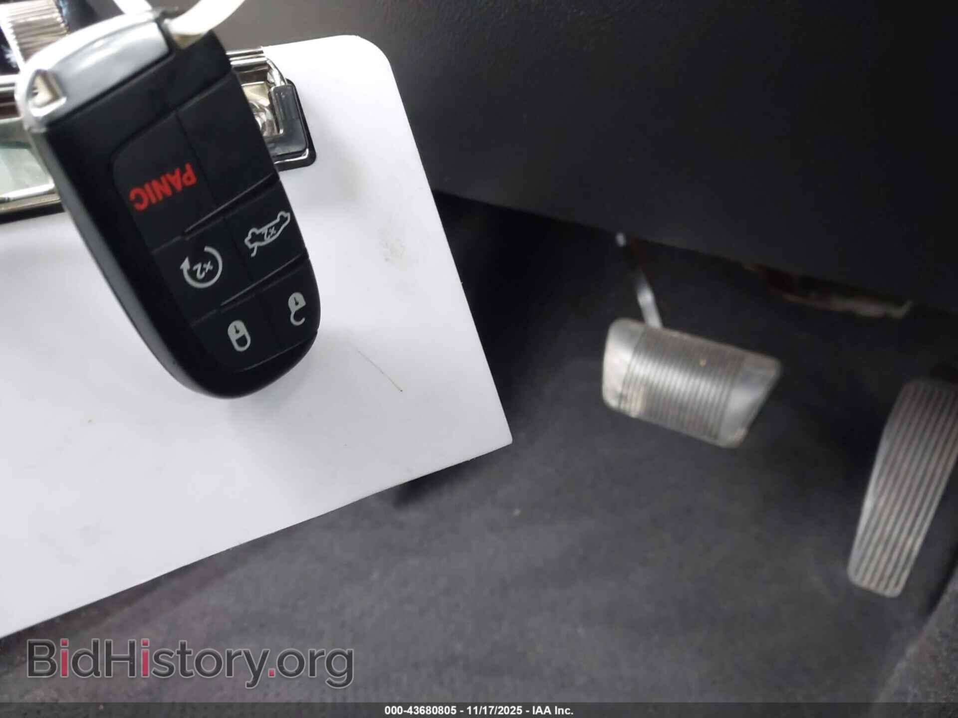 2019 DODGE CHALLENGER - VIN: 2C3CDZBT4KH731675 - Фото 11