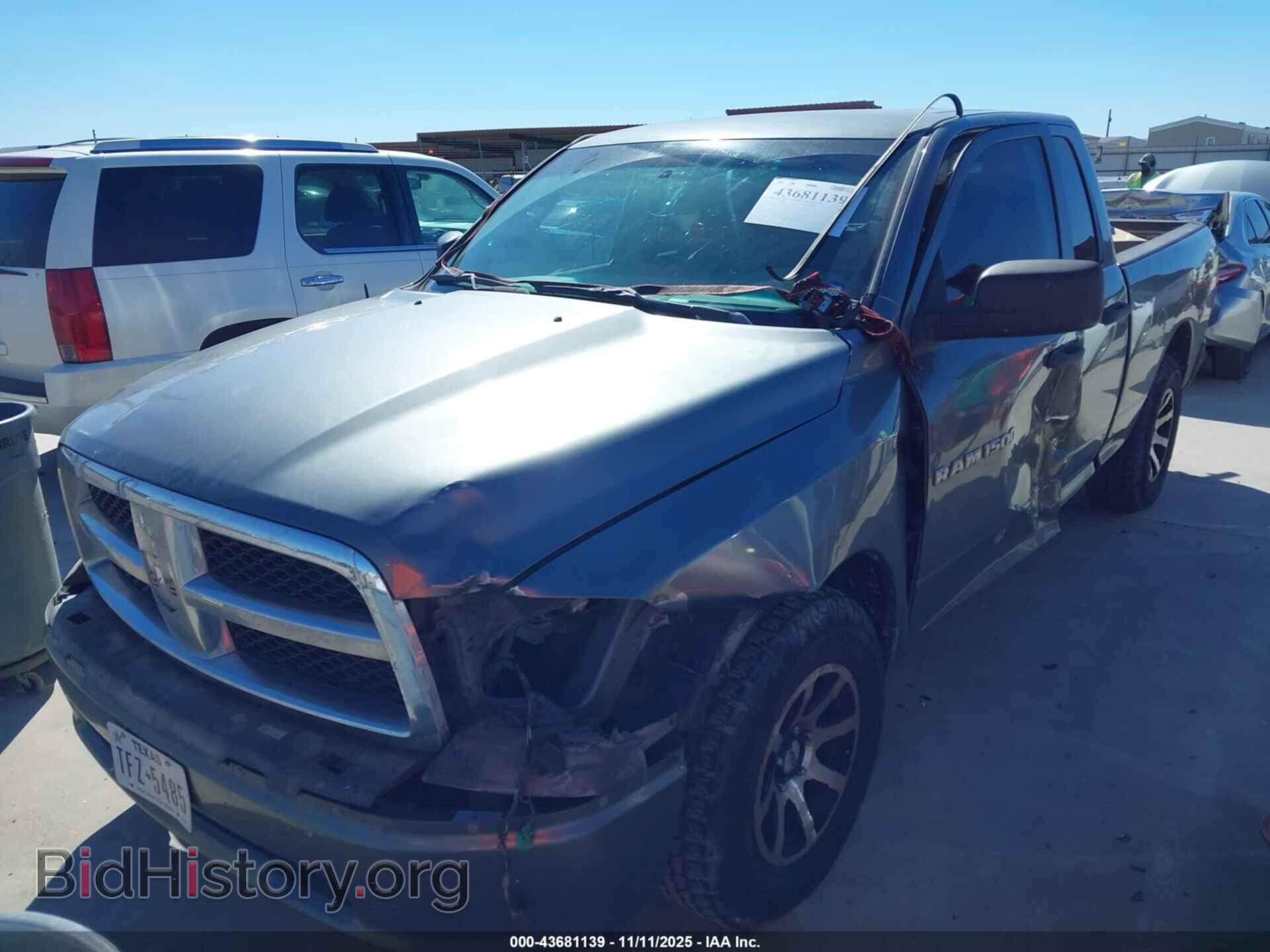 2011 RAM RAM 1500 - VIN: 1D7RB1GPXBS687043 - Фото 2
