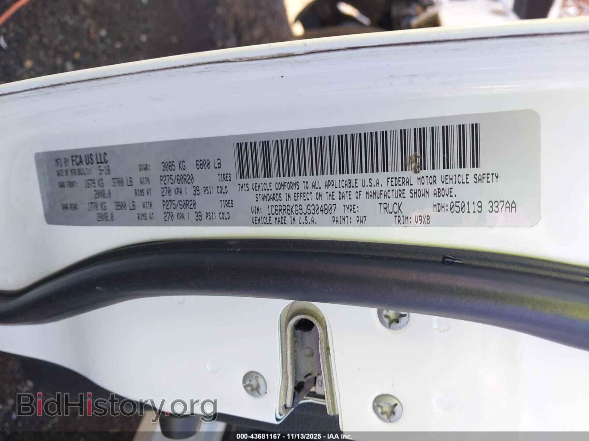 2018 RAM 1500 - VIN: 1C6RR6KG9JS304807 - Фото 9