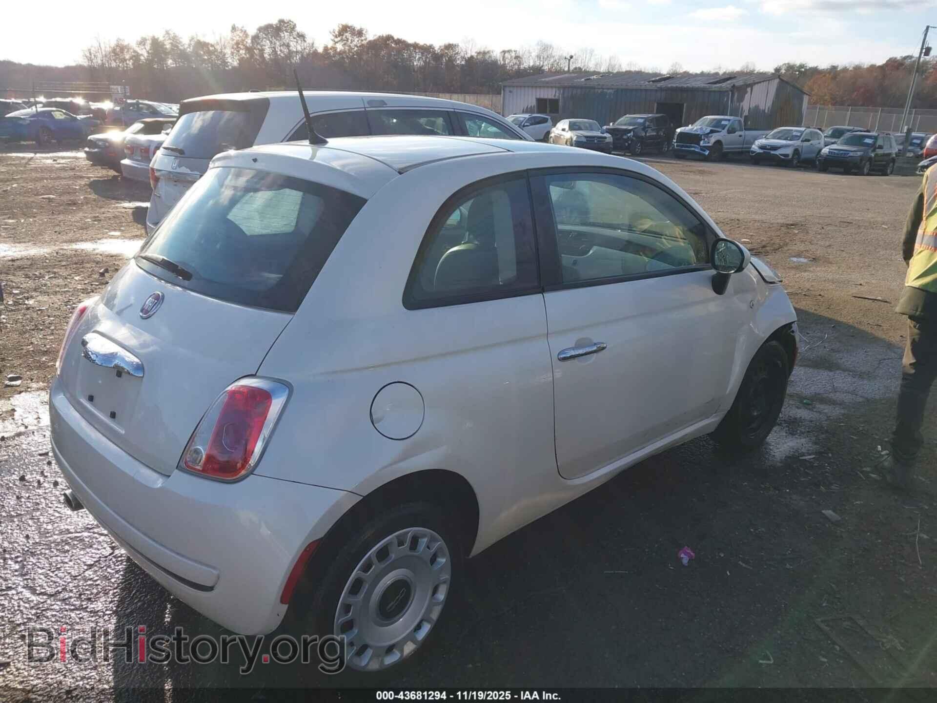 2012 FIAT 500 - VIN: 3C3CFFAR3CT370754 - Photo 4