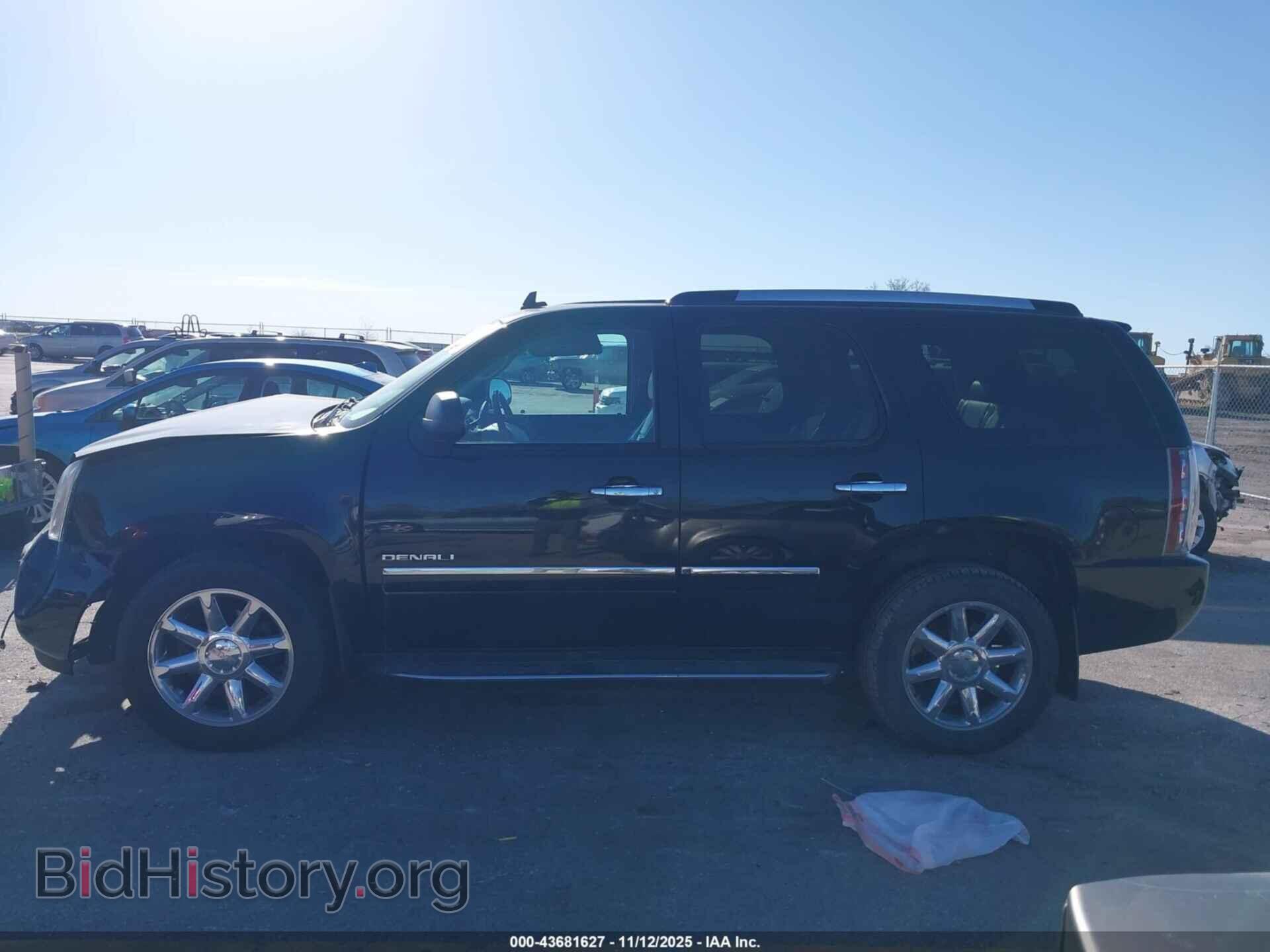 2011 GMC YUKON - VIN: 1GKS2EEF8BR172616 - Фото 14