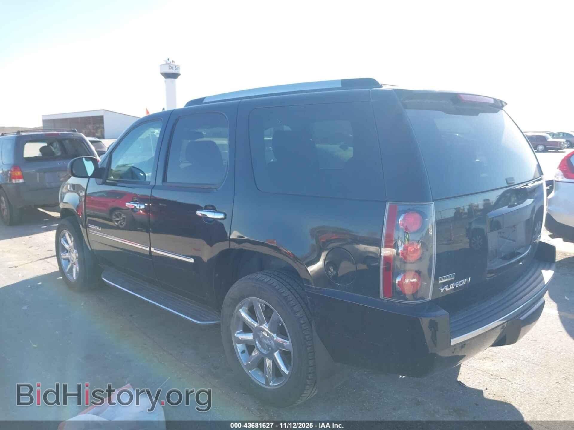 2011 GMC YUKON - VIN: 1GKS2EEF8BR172616 - Фото 3