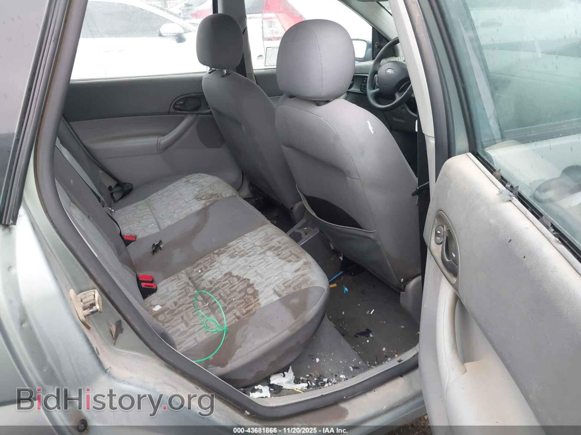2005 FORD FOCUS - VIN: 1FAFP36N65W183117 - Фото 8