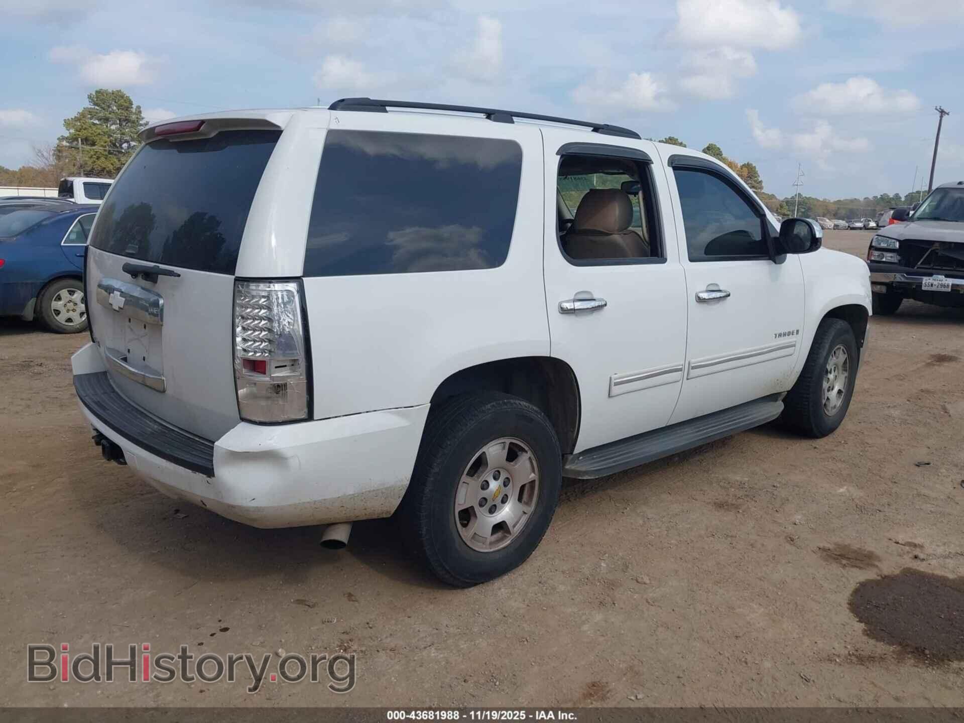 2009 CHEVROLET TAHOE - VIN: 1GNFC13C19R285384 - Фото 4