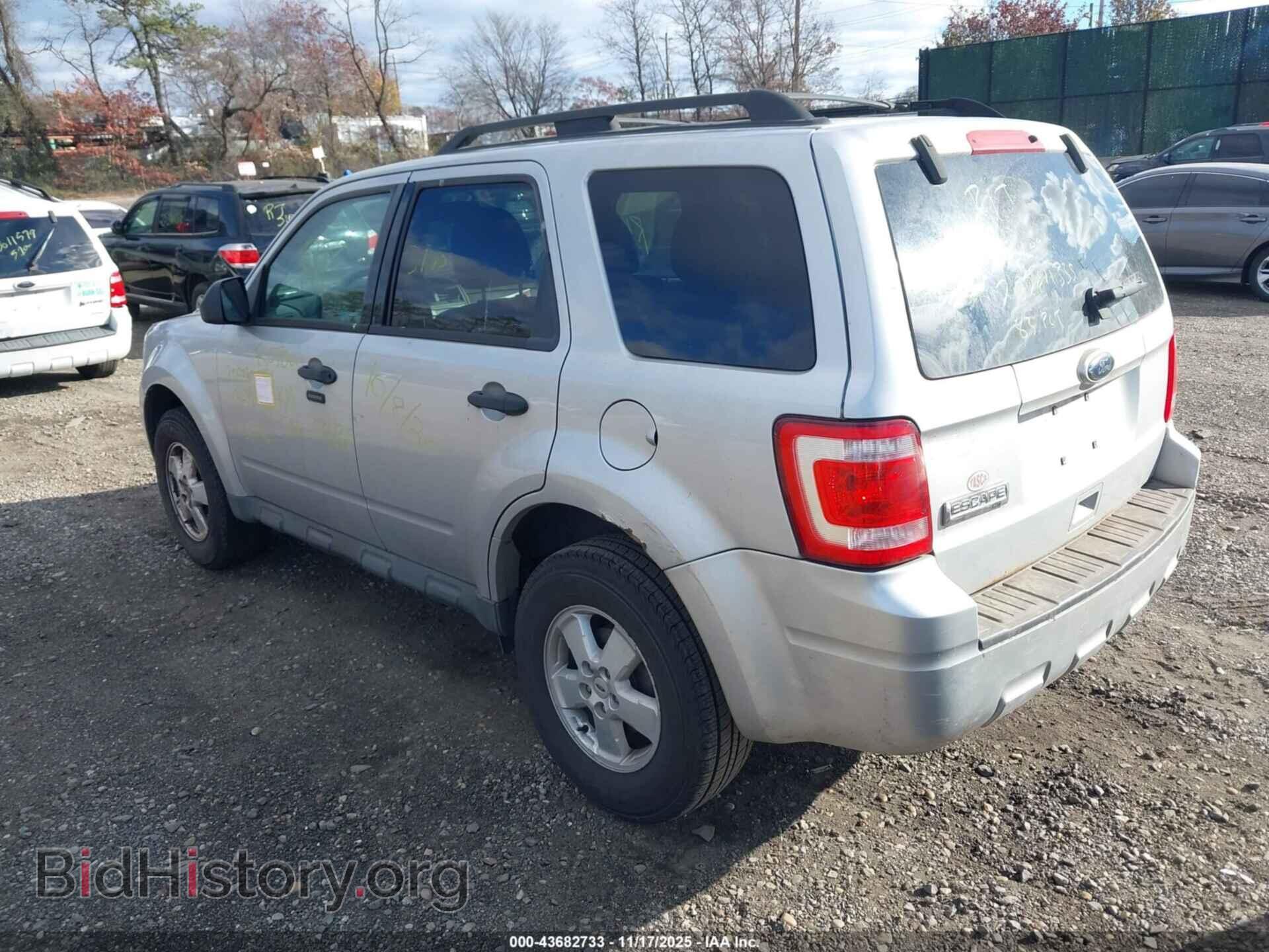 2010 FORD ESCAPE - VIN: 1FMCU0D77AKA10972 - Фото 3