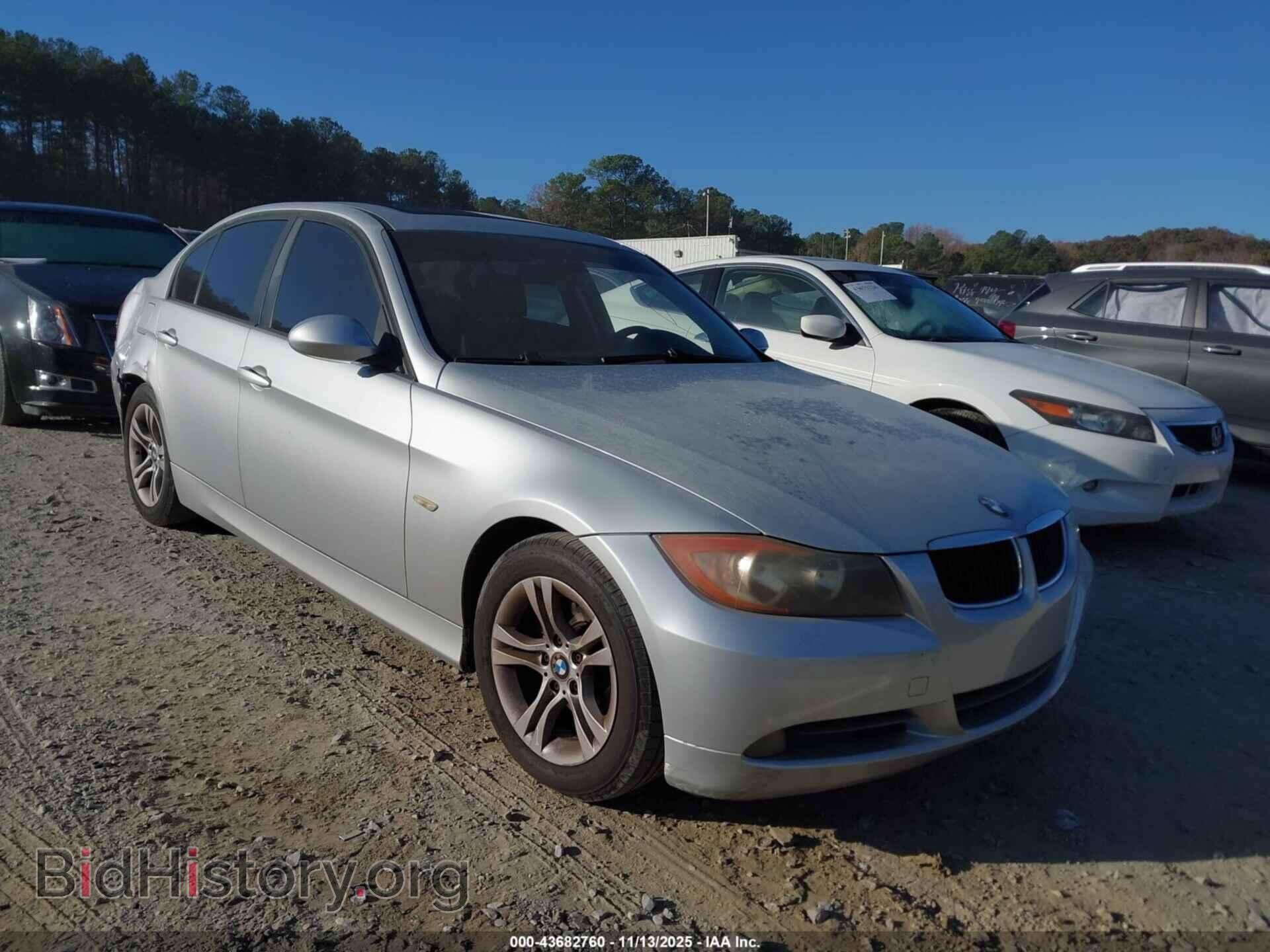 Photo WBAVA33538P141950 - BMW 328I 2008