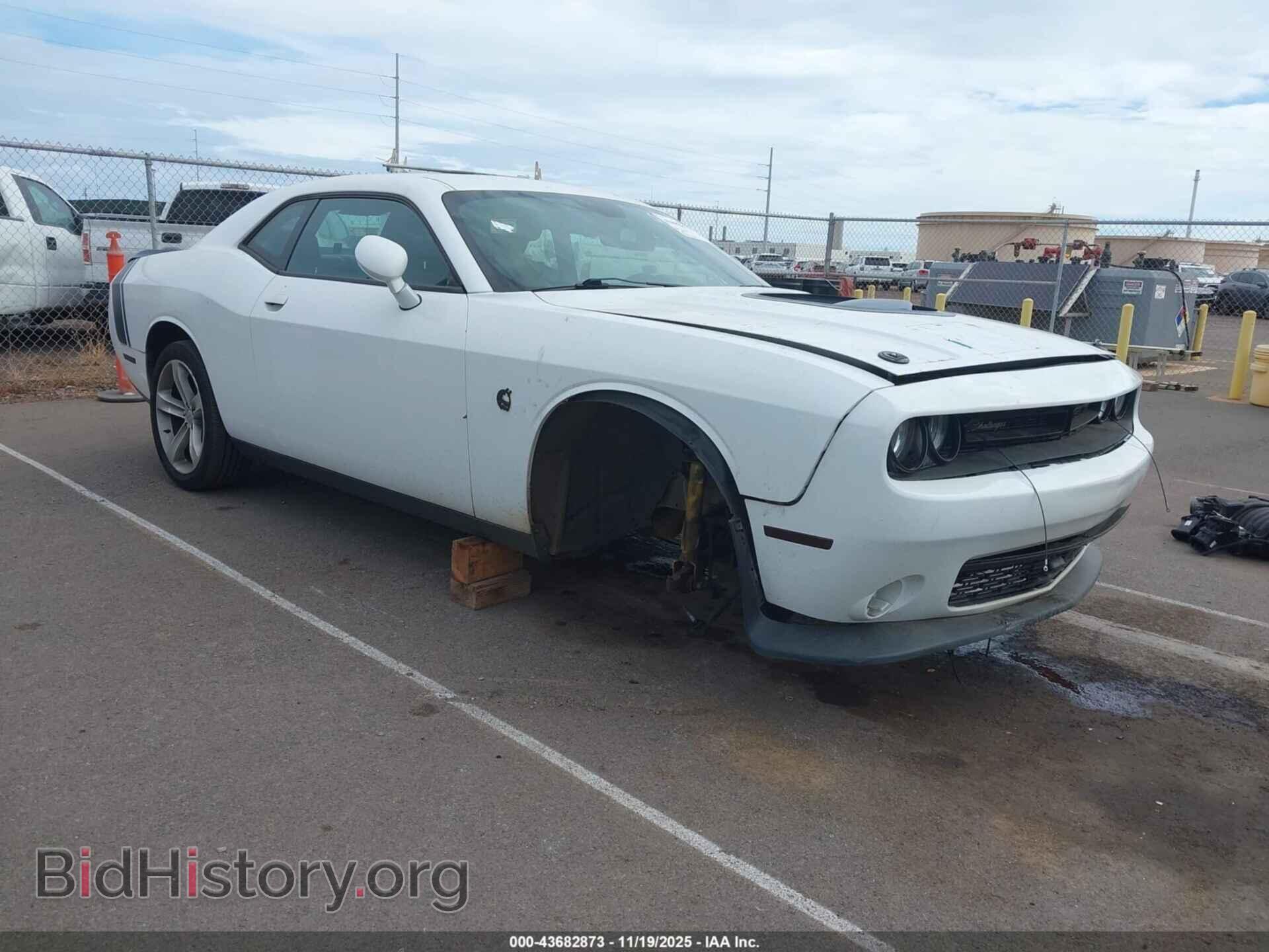 Photo 2C3CDZFJ8HH594094 - DODGE CHALLENGER 2017