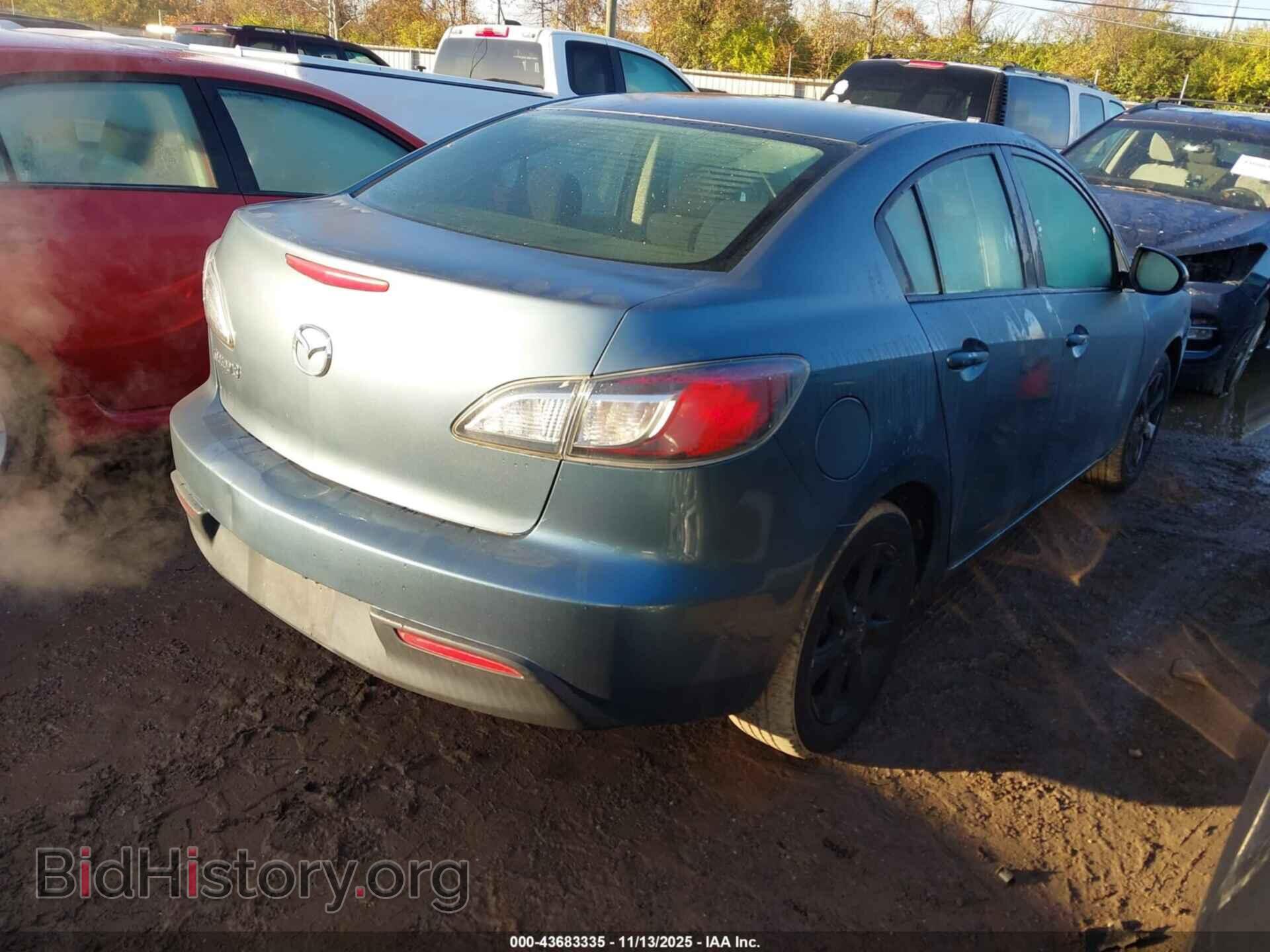 2011 MAZDA MAZDA3 - VIN: JM1BL1VF7B1455508 - Фото 4