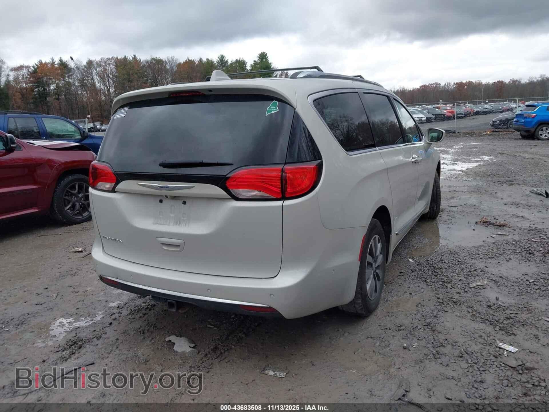 2019 CHRYSLER PACIFICA - VIN: 2C4RC1EG7KR702464 - Photo 4