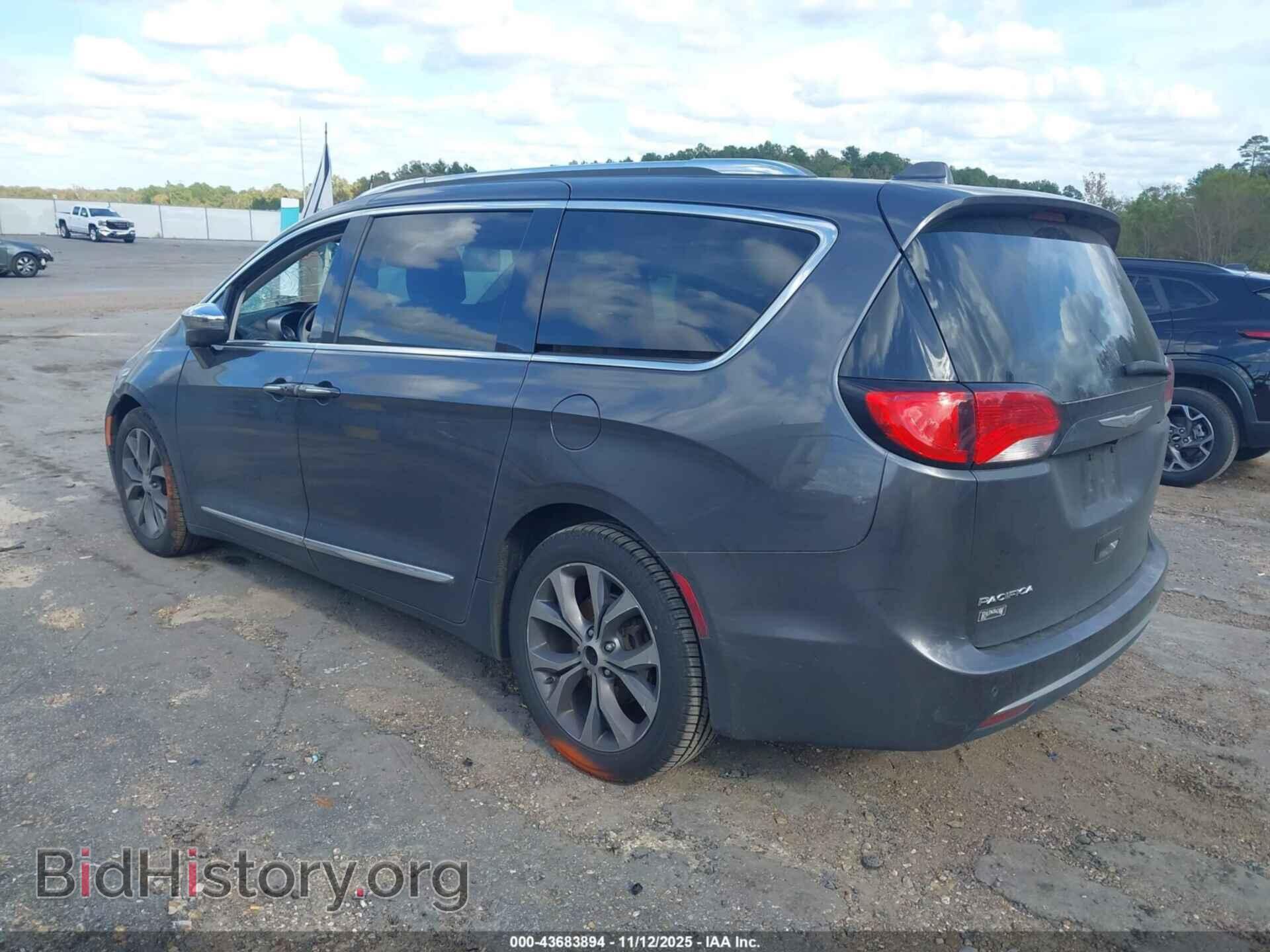 2017 CHRYSLER PACIFICA - VIN: 2C4RC1GG3HR704041 - Фото 3