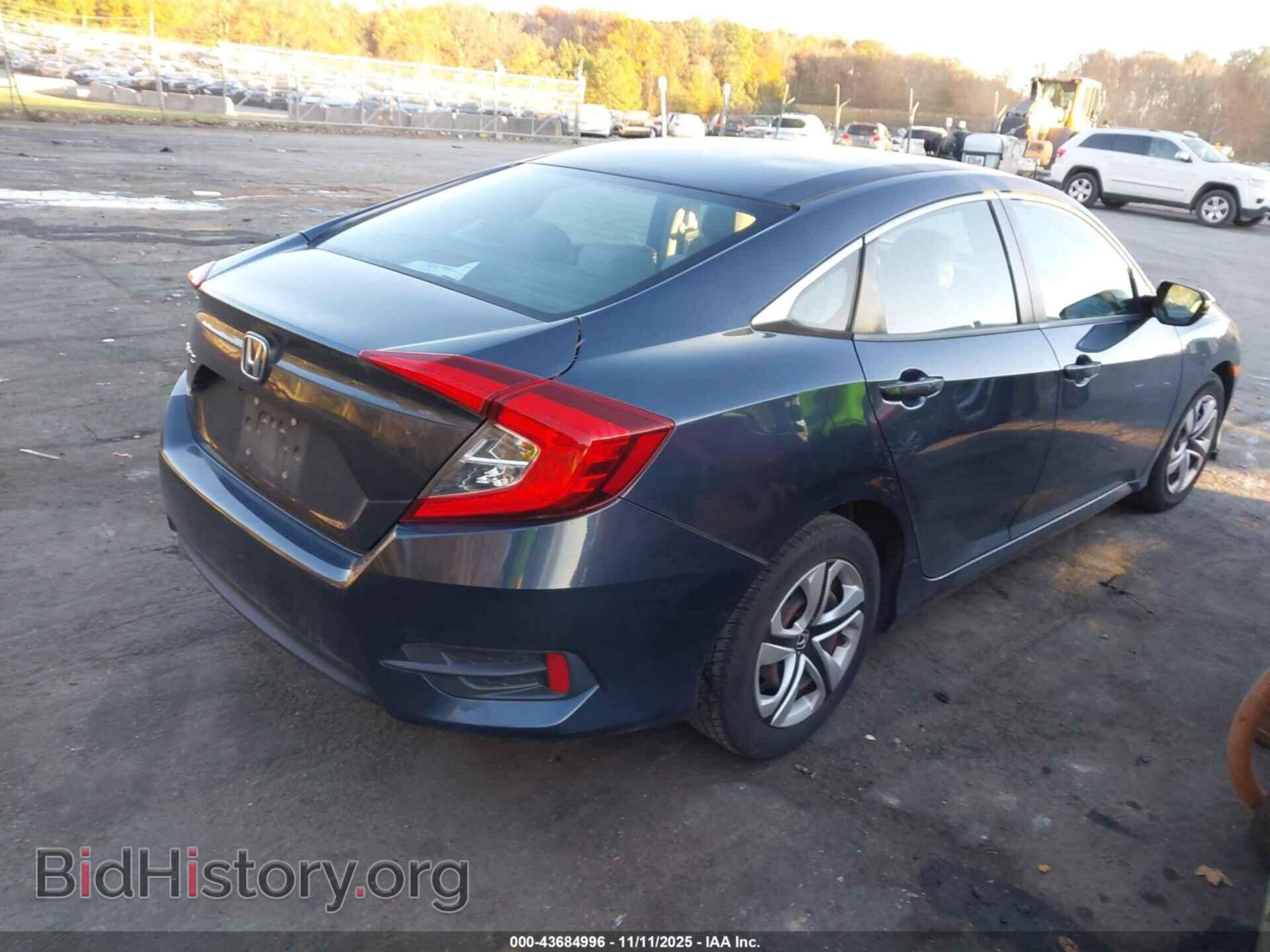 2018 HONDA CIVIC - VIN: 19XFC2F56JE044349 - Фото 4