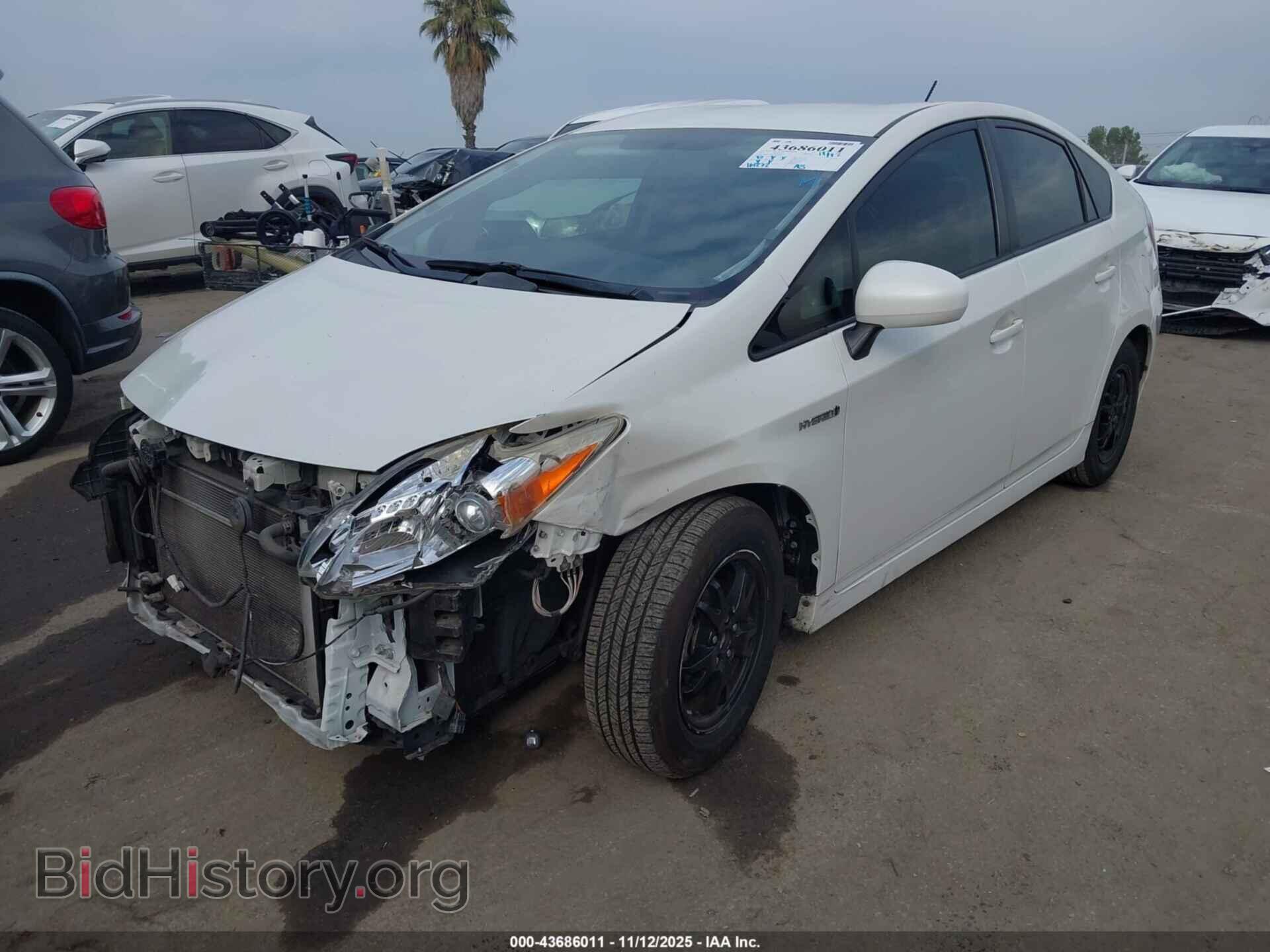 2014 TOYOTA PRIUS - VIN: JTDKN3DU4E1772012 - Фото 2