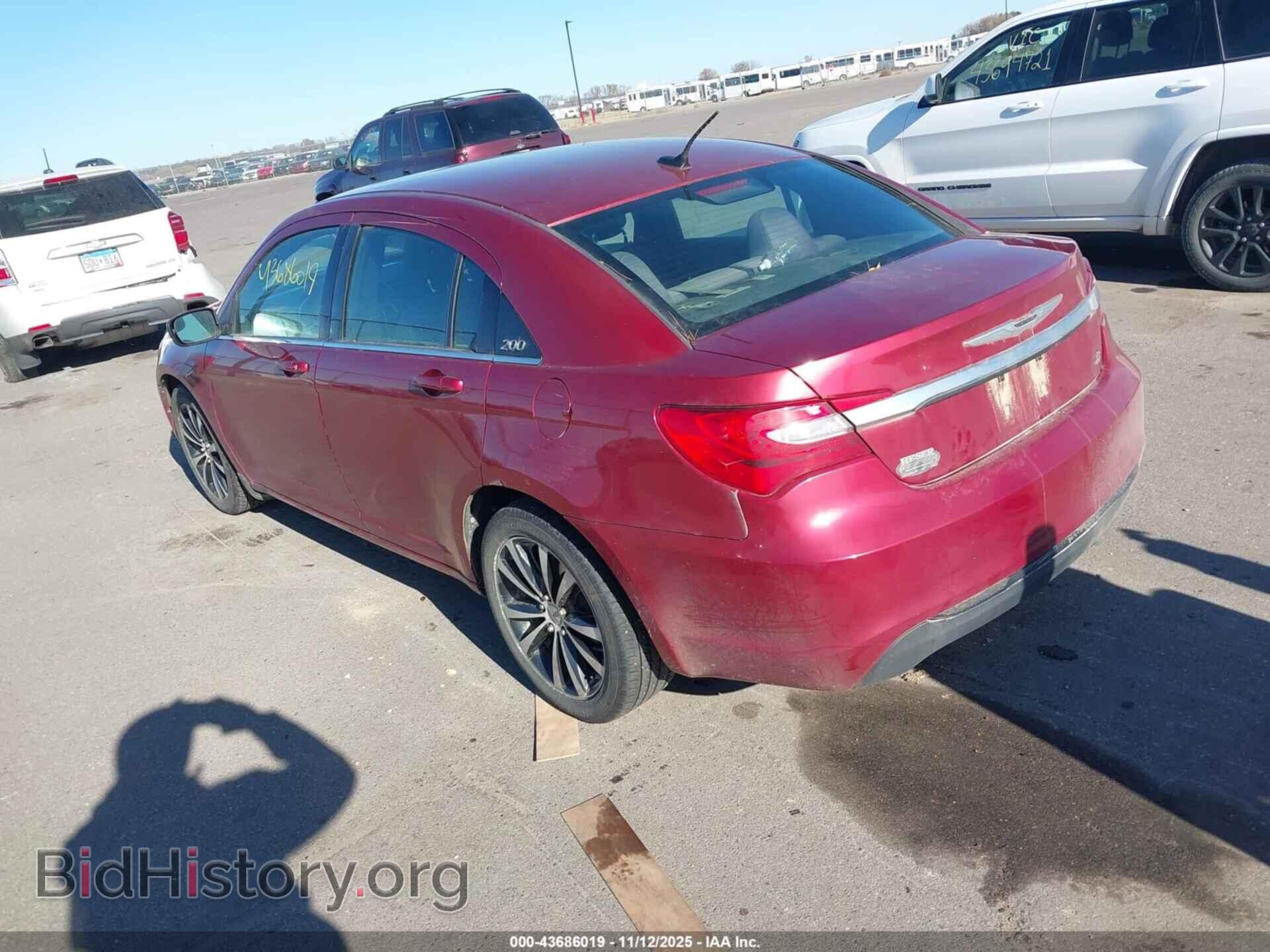 2013 CHRYSLER 200 - VIN: 1C3CCBBB3DN516560 - Фото 3