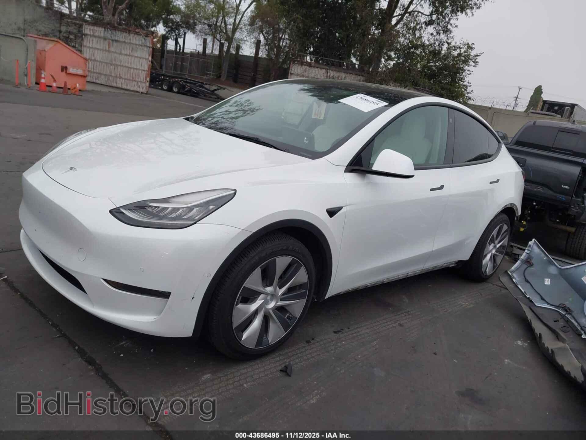 2021 TESLA MODEL Y - VIN: 5YJYGDEE2MF230950 - Фото 2