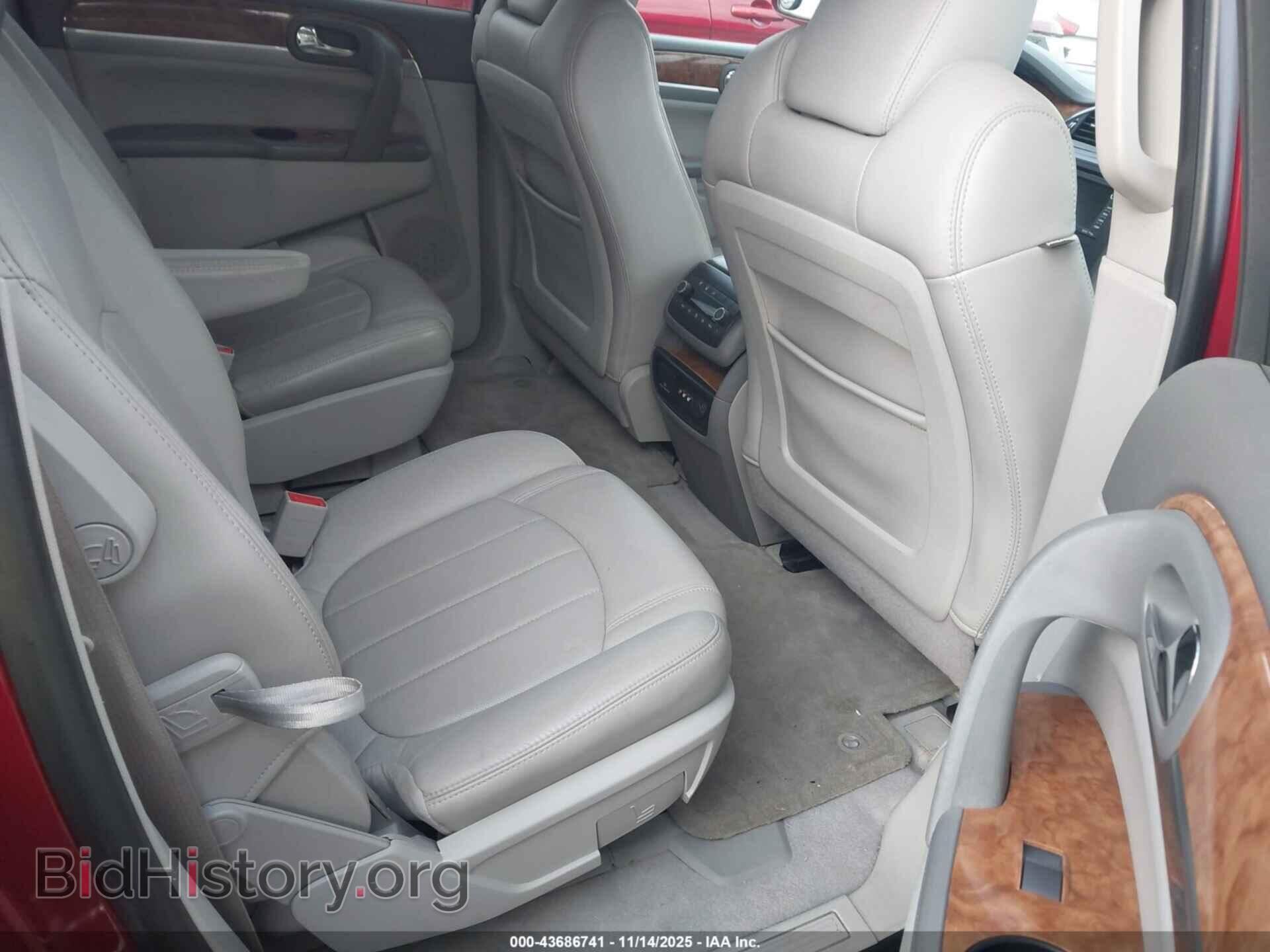 2011 BUICK ENCLAVE - VIN: 5GAKVCED6BJ301281 - Photo 8