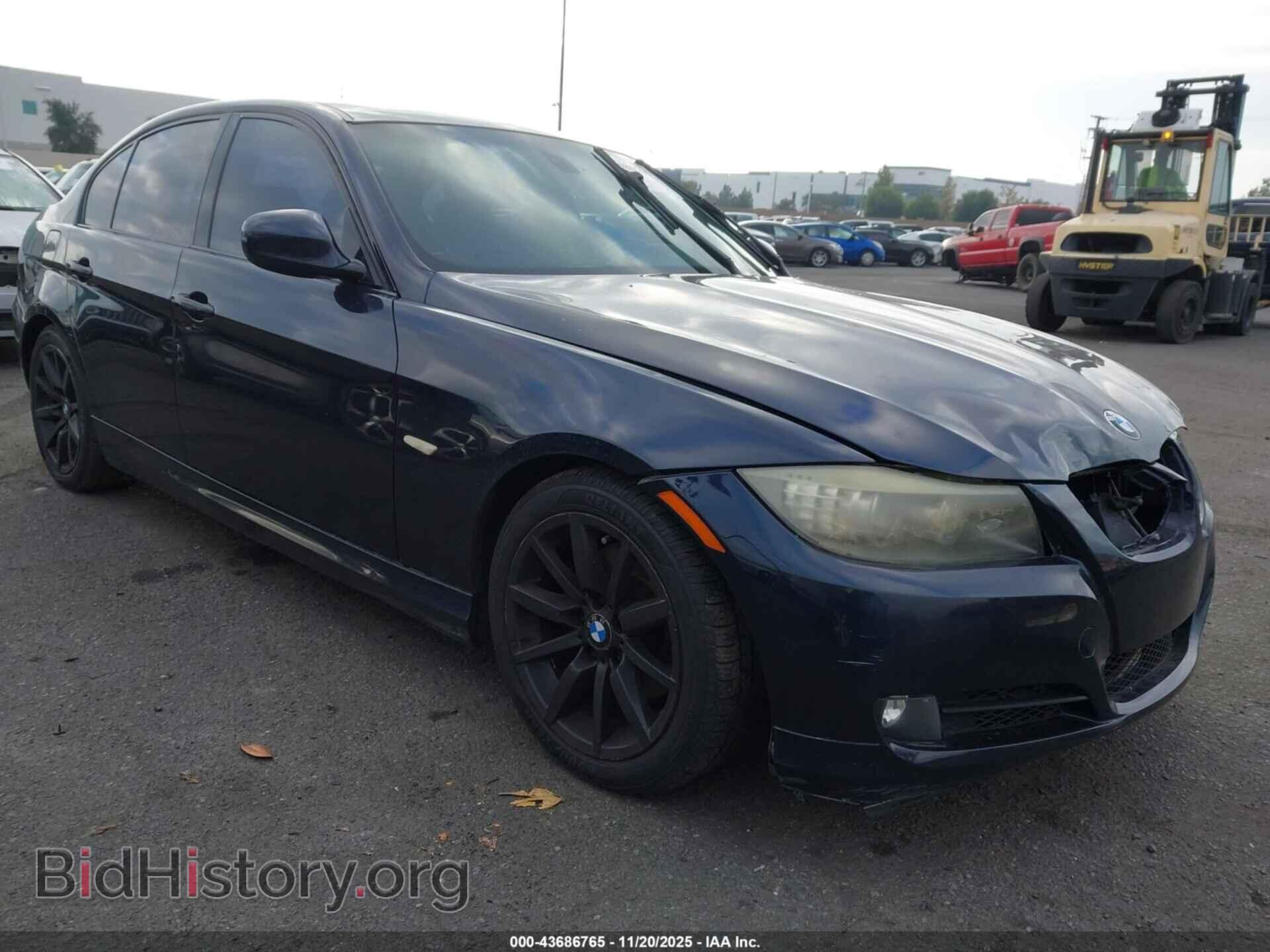 Фотография WBAPH57589NL79395 - BMW 328I 2009