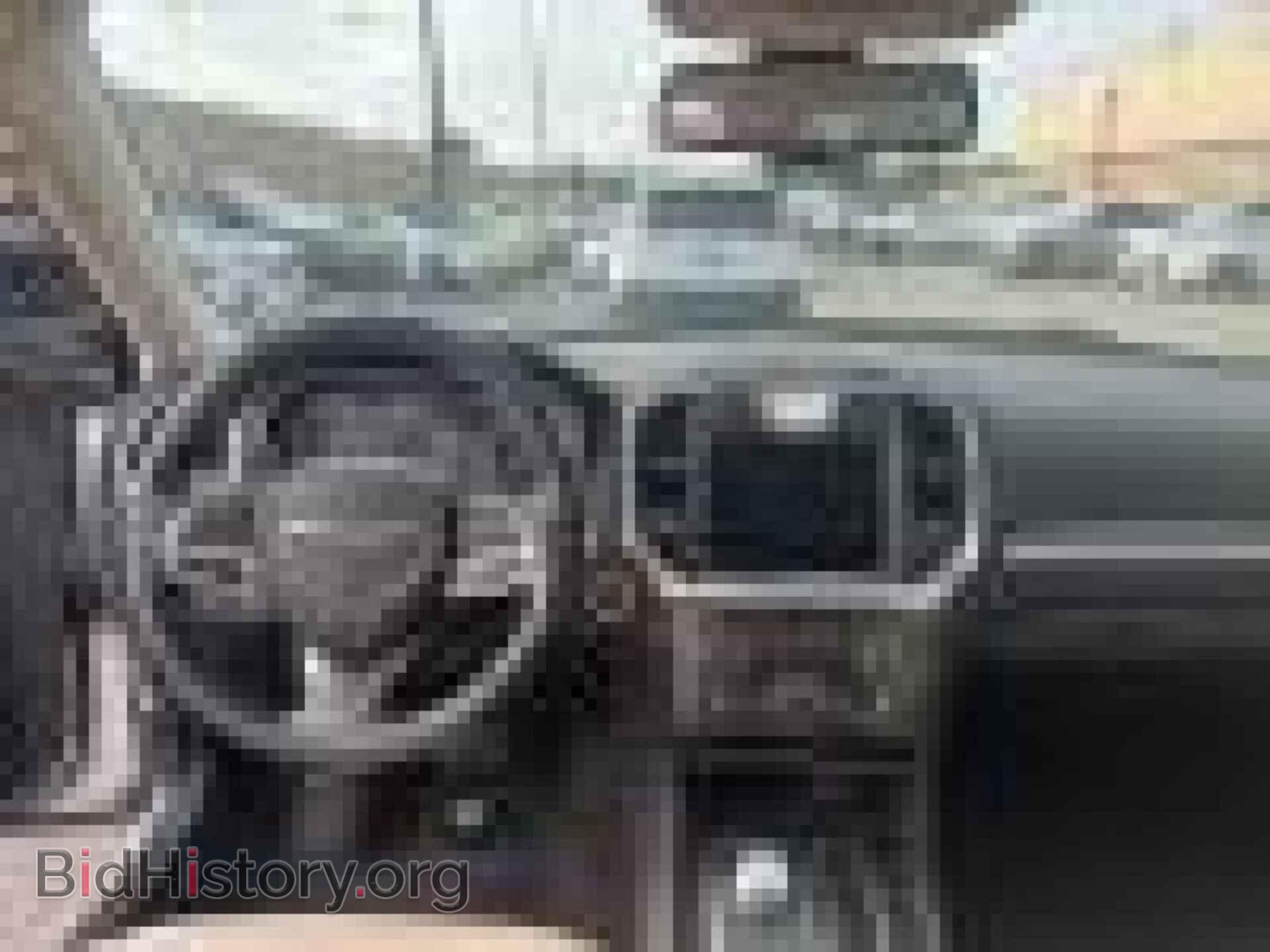 2018 CHRYSLER 300 - VIN: 2C3CCAAG0JH164825 - Фото 3