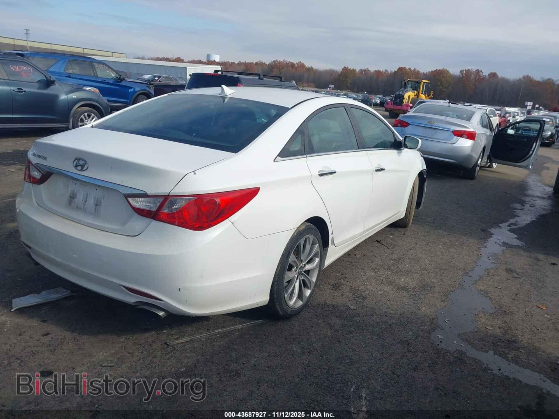 2011 HYUNDAI SONATA - VIN: 5NPEC4AC6BH246862 - Фото 4