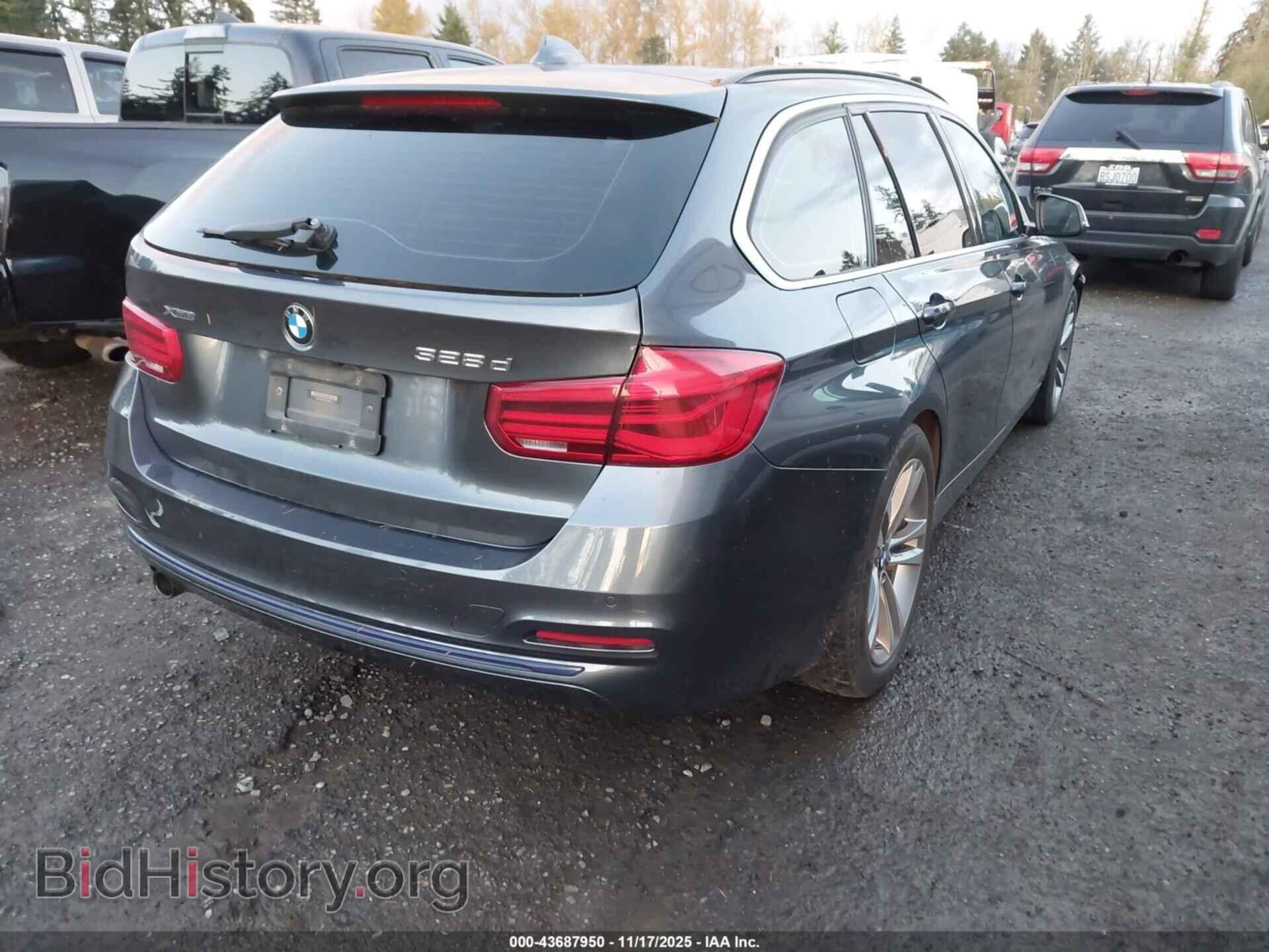 2017 BMW 328D - VIN: WBA8J1C32HA018823 - Фото 4