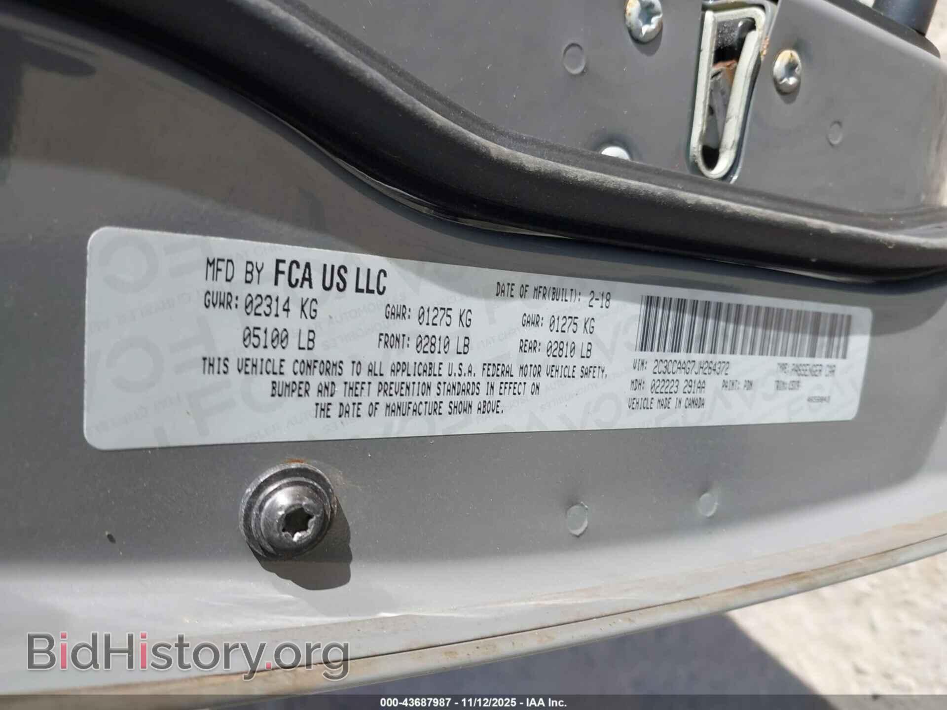 2018 CHRYSLER 300 - VIN: 2C3CCAAG7JH264372 - Фото 9