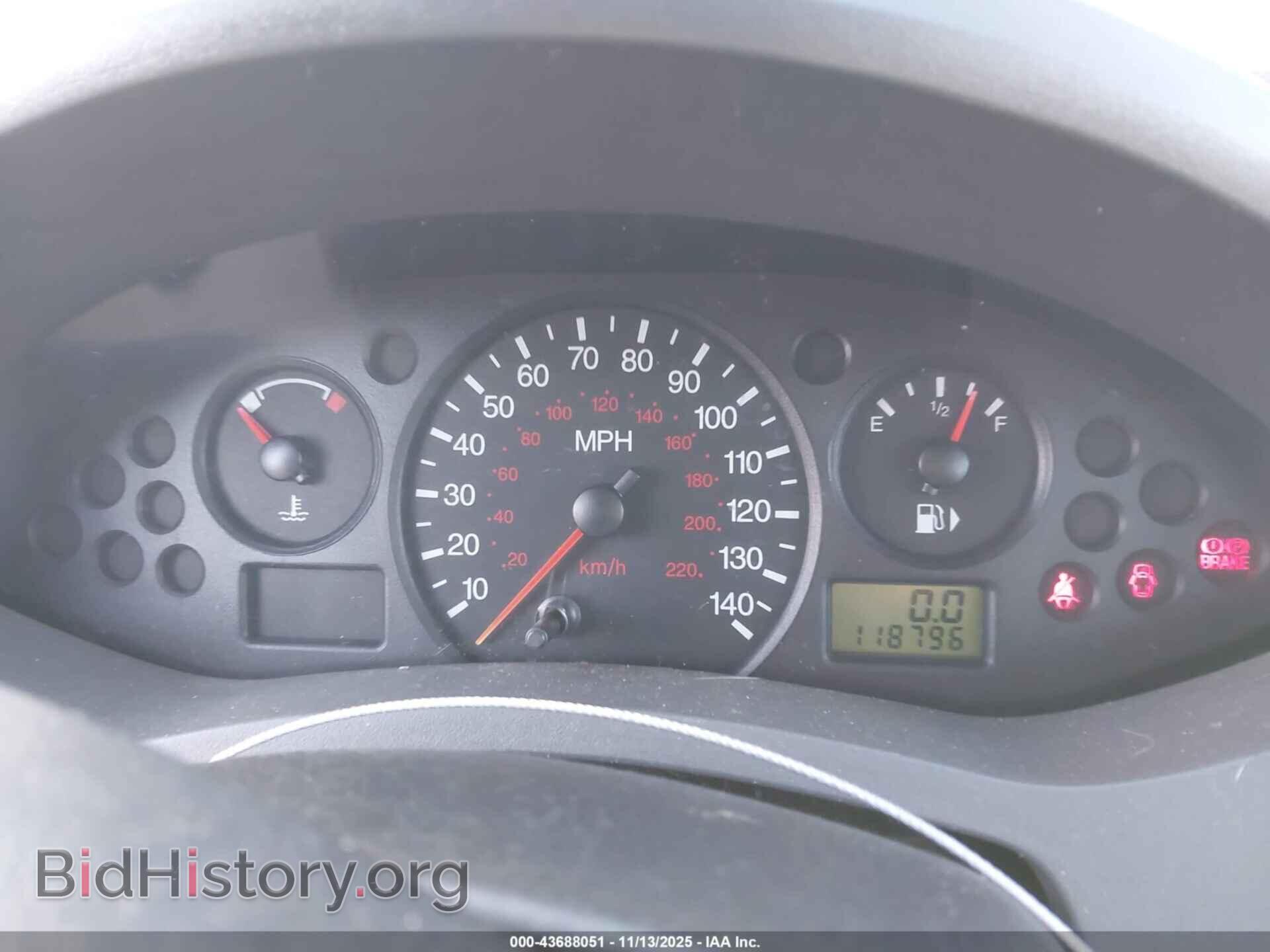 2005 FORD FOCUS - VIN: 1FAHP34N65W110096 - Фото 7