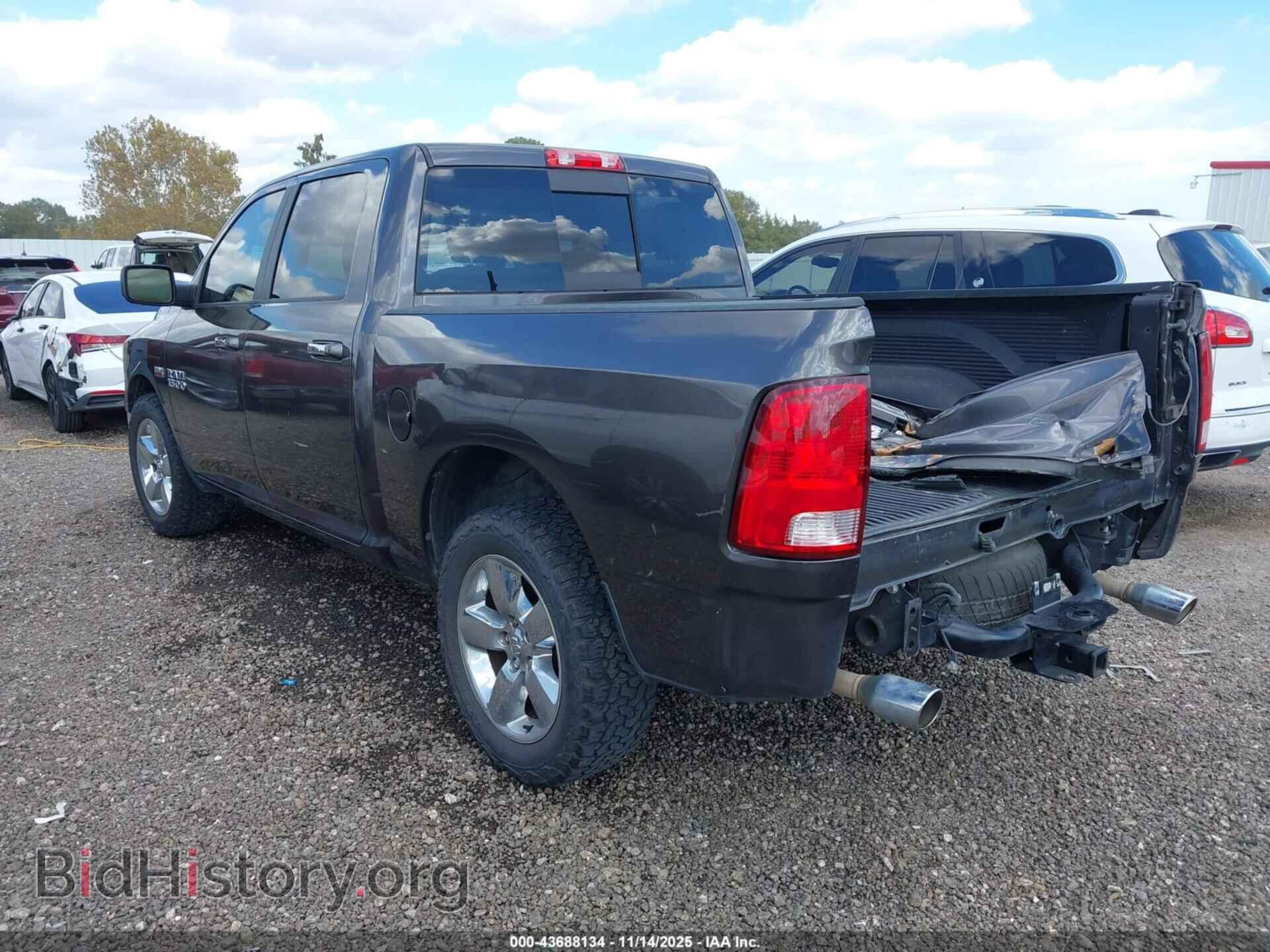 2017 RAM 1500 - VIN: 3C6RR6LT2HG717018 - Фото 3