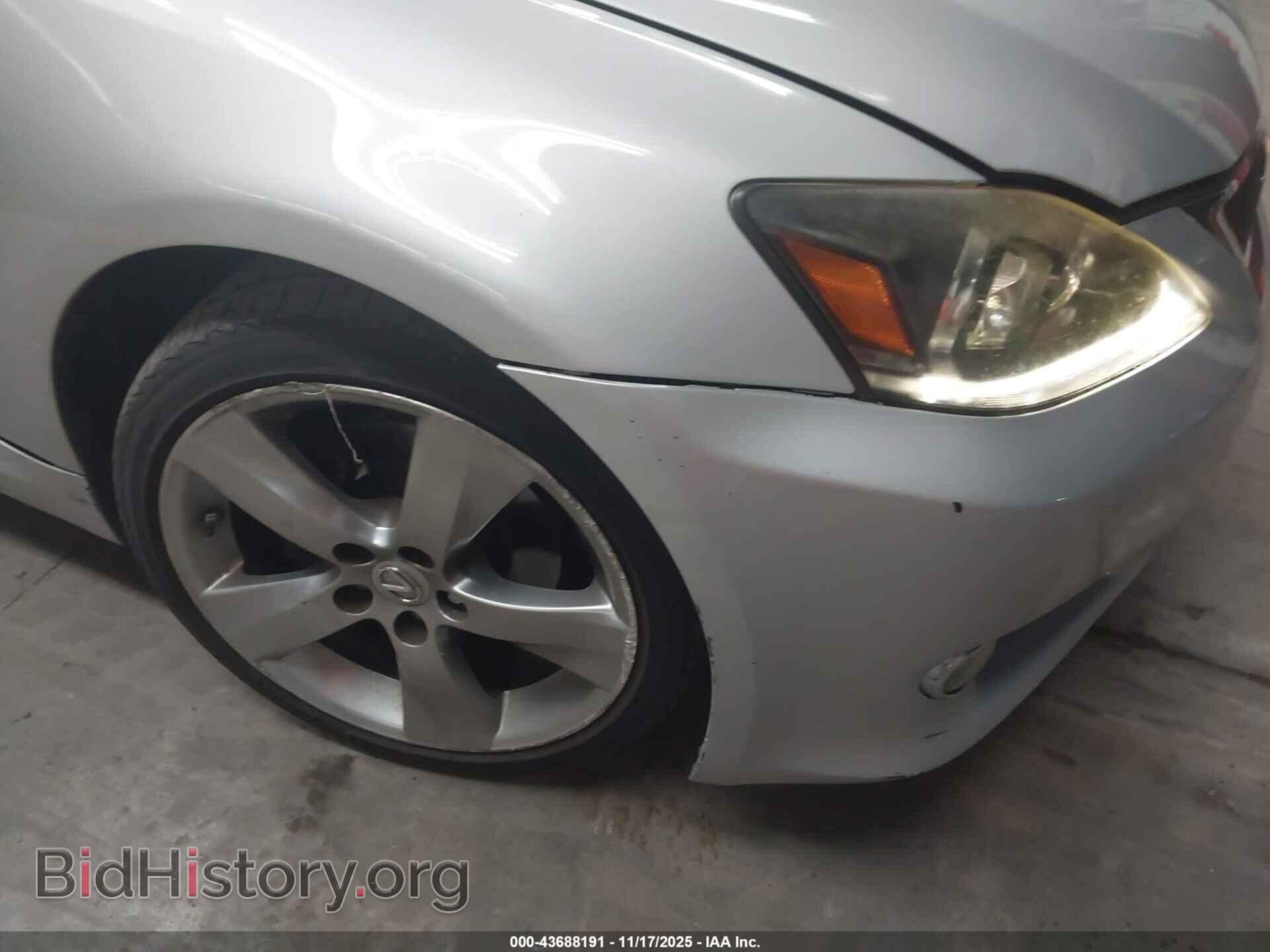2011 LEXUS IS 250C - VIN: JTHFF2C26B2520565 - Фото 6