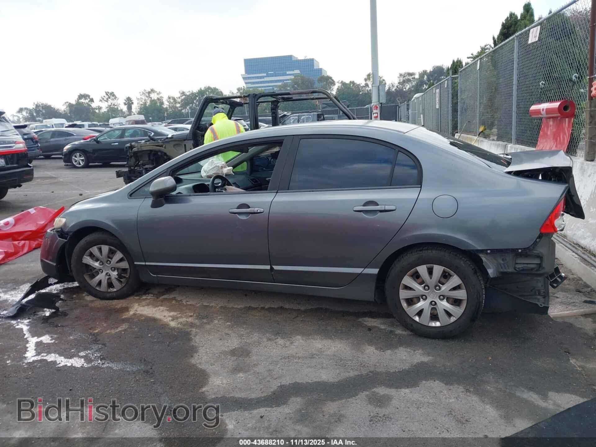 2010 HONDA CIVIC - VIN: 19XFA1F55AE034802 - Фото 13