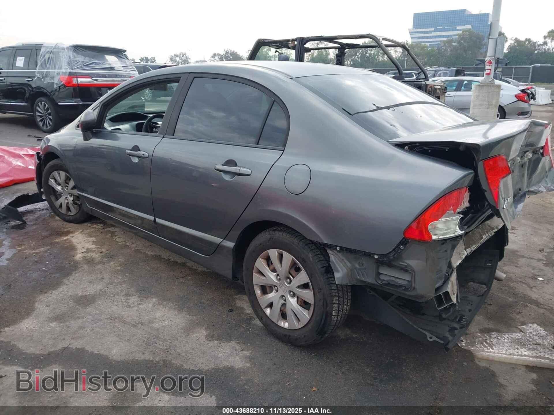 2010 HONDA CIVIC - VIN: 19XFA1F55AE034802 - Фото 3