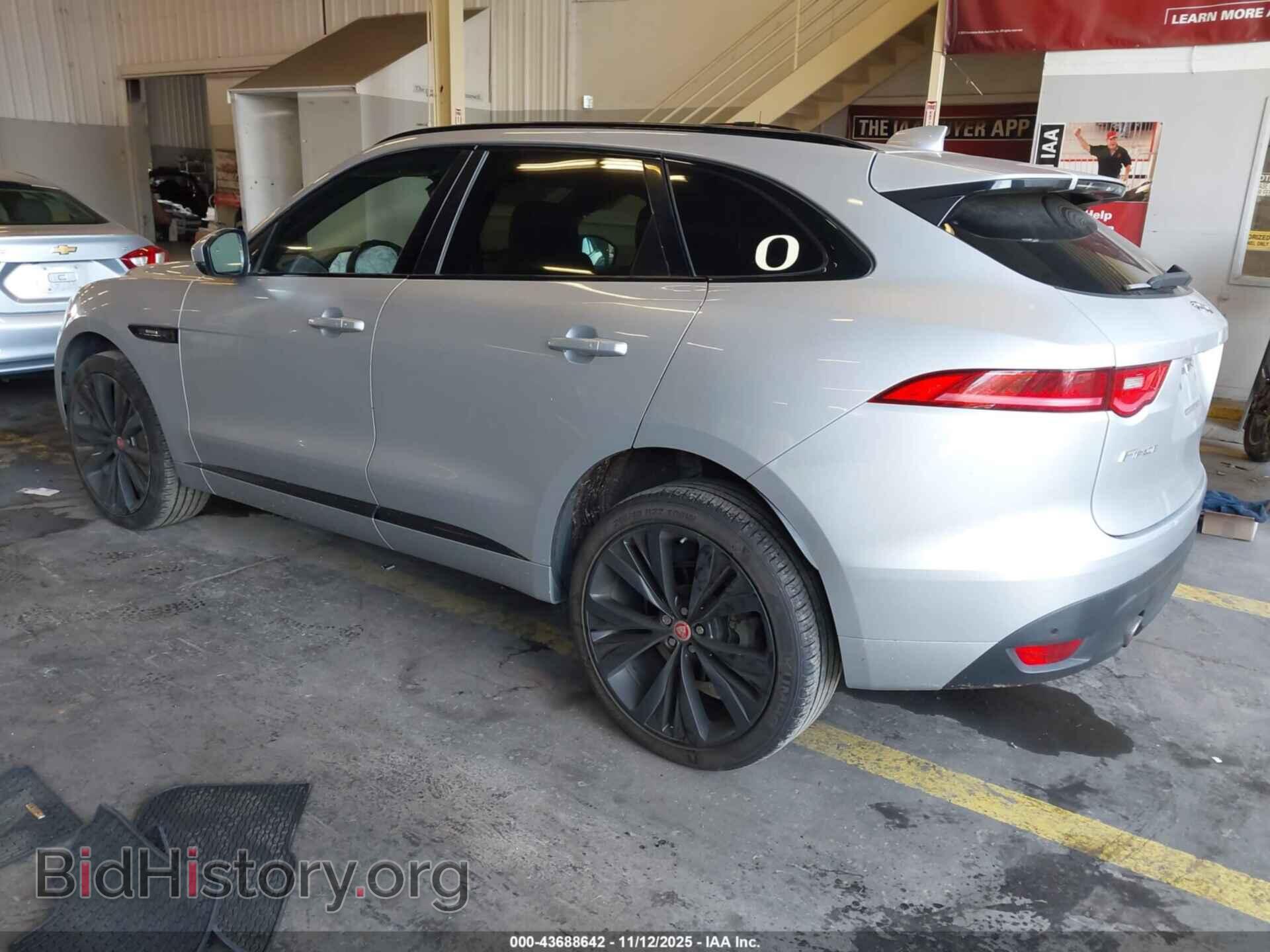 2018 JAGUAR F-PACE - VIN: SADCL2EVXJA255601 - Фото 3