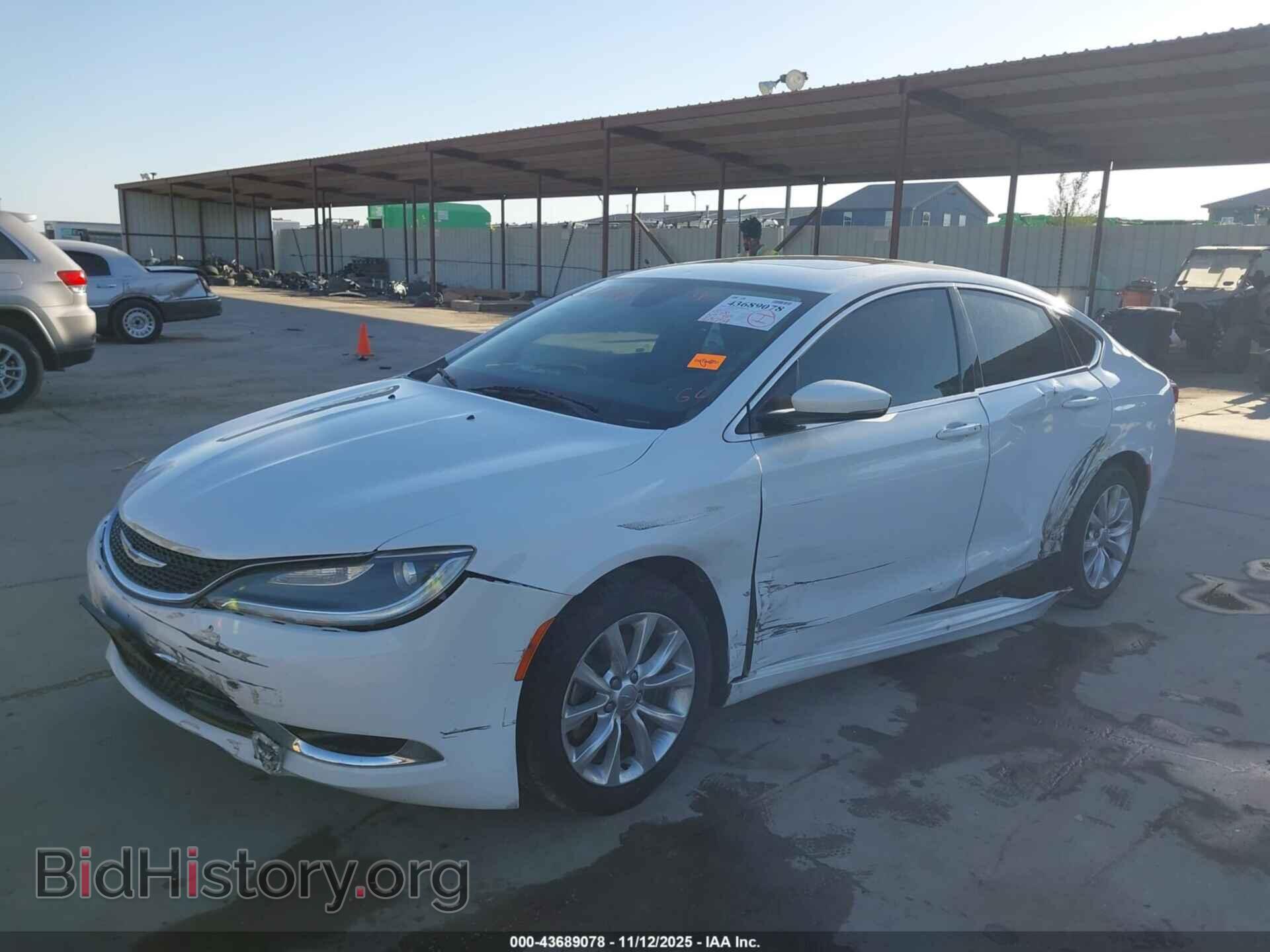 2015 CHRYSLER 200 - VIN: 1C3CCCCB8FN588507 - Фото 2