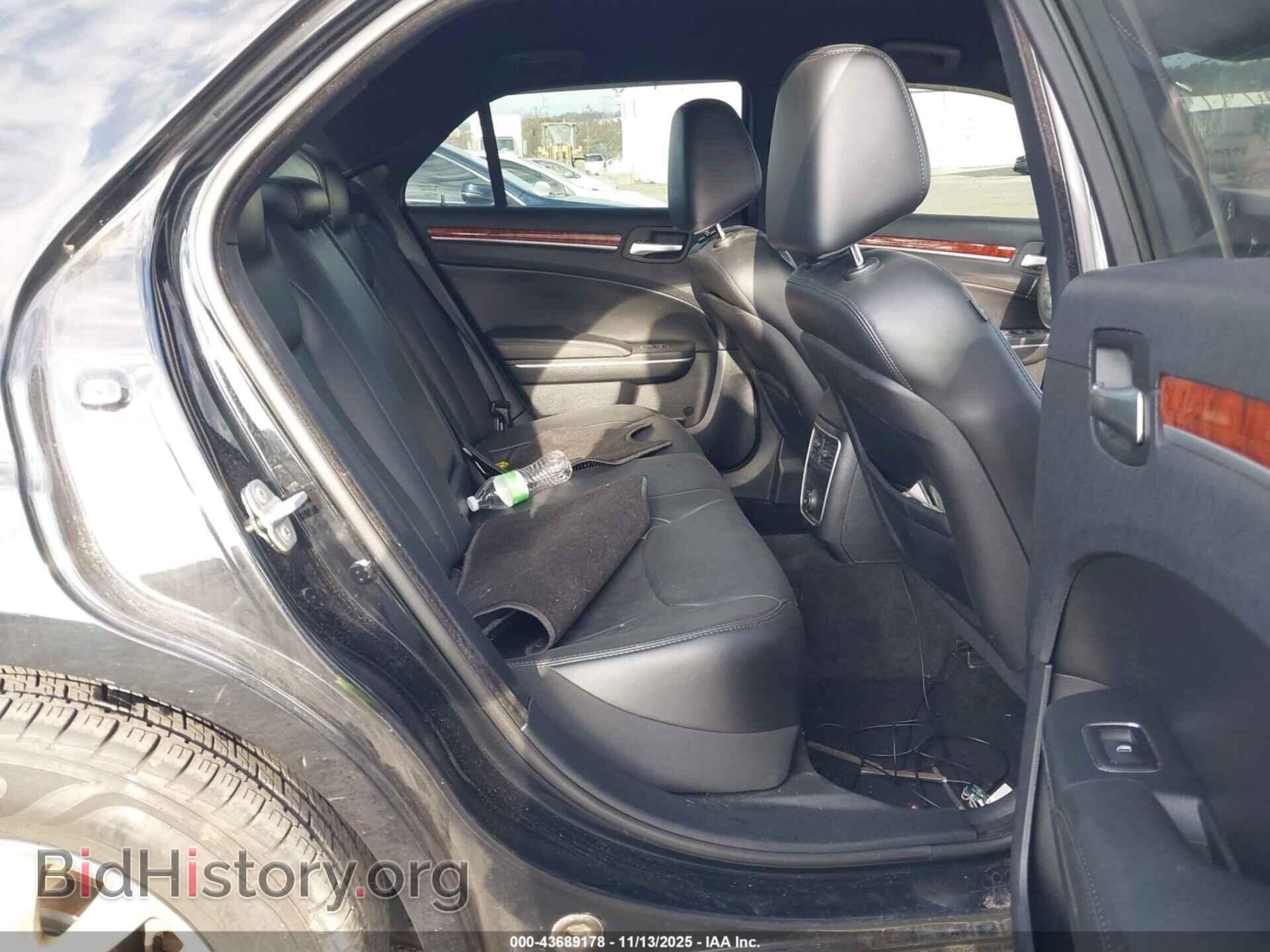 2014 CHRYSLER 300 - VIN: 2C3CCAAG0EH322974 - Фото 8