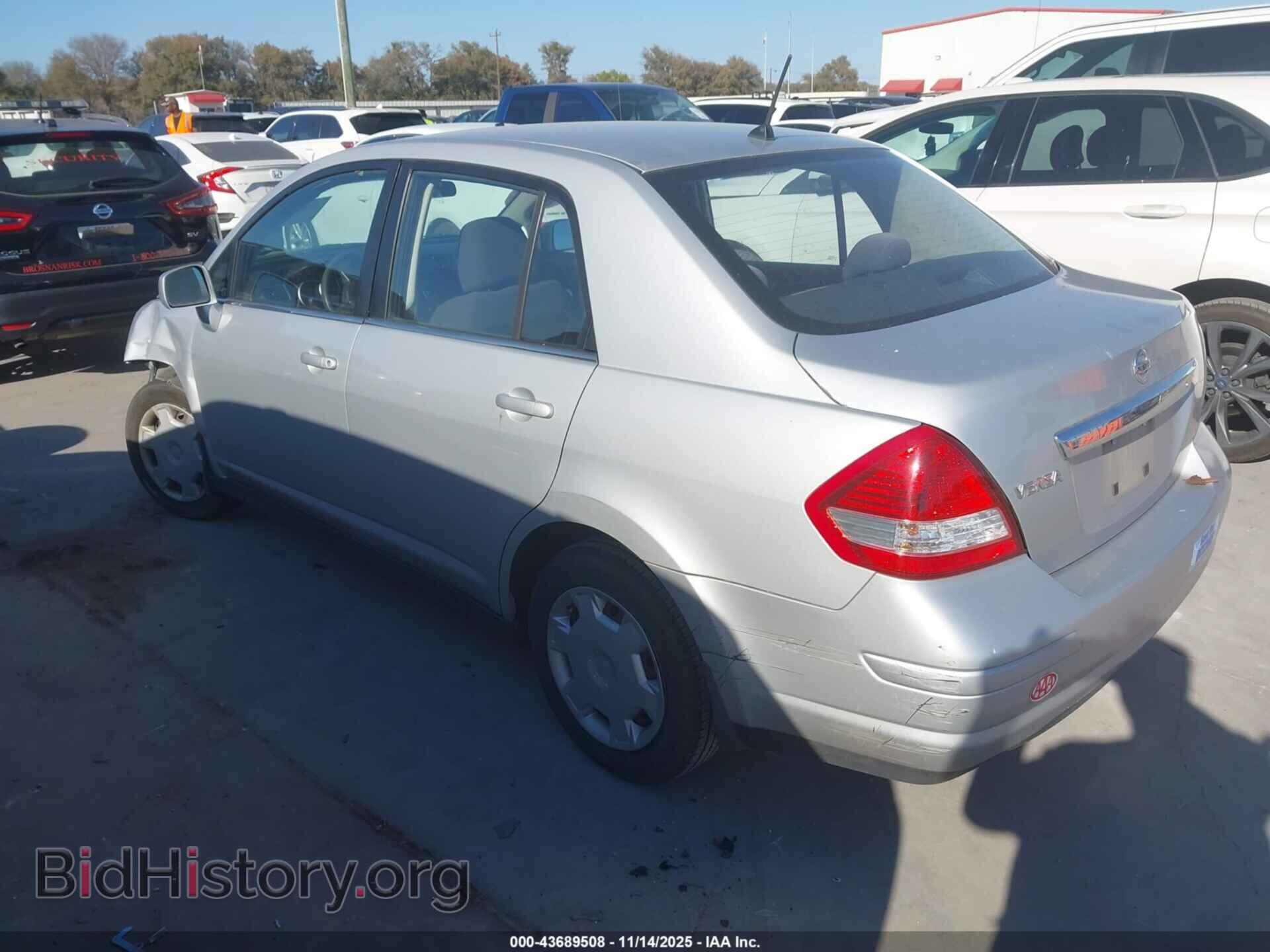 2008 NISSAN VERSA - VIN: 3N1BC11E08L364503 - Фото 3
