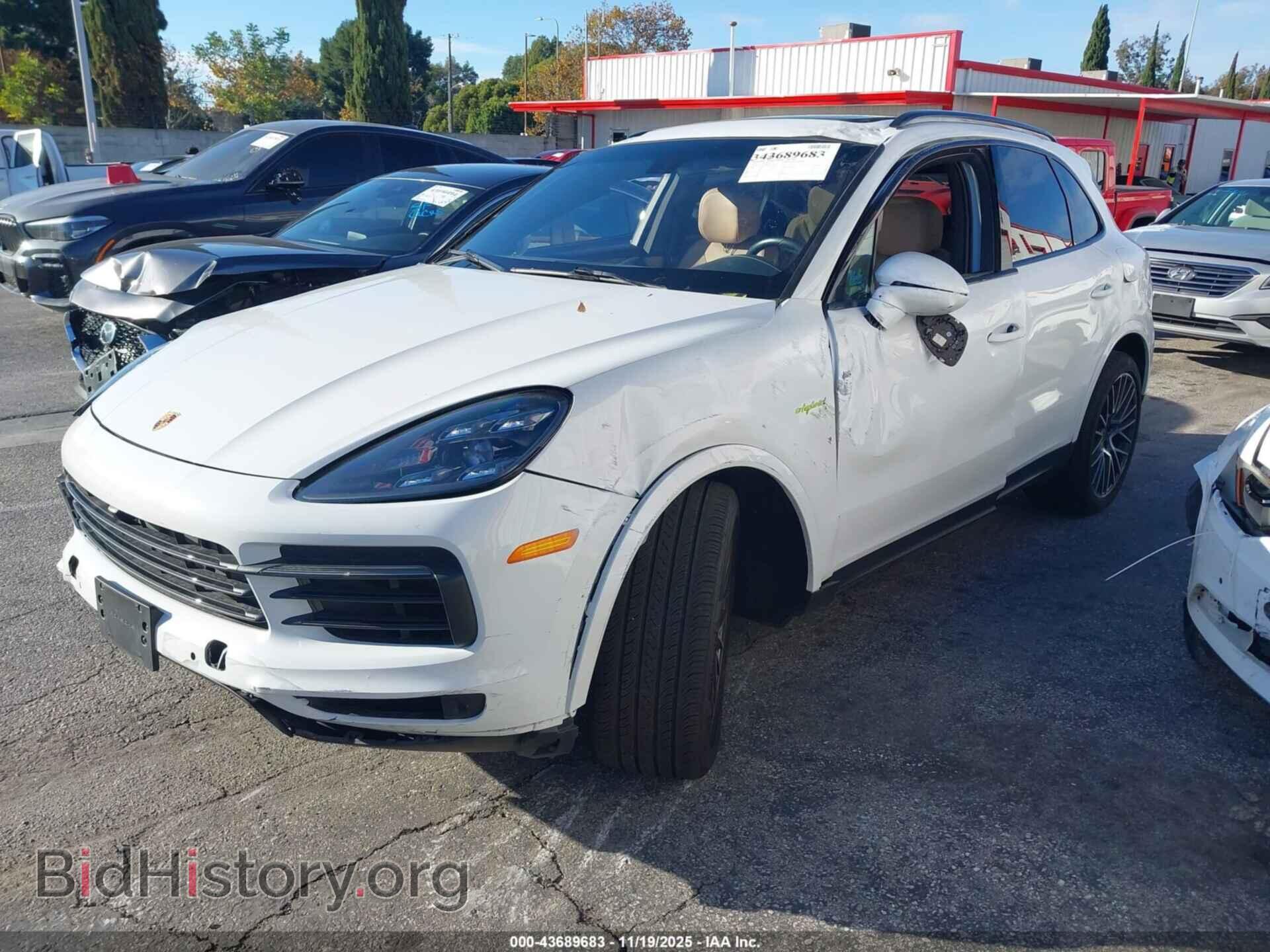 2021 PORSCHE CAYENNE E-HYBRID - VIN: WP1AE2AY2MDA24187 - Фото 2