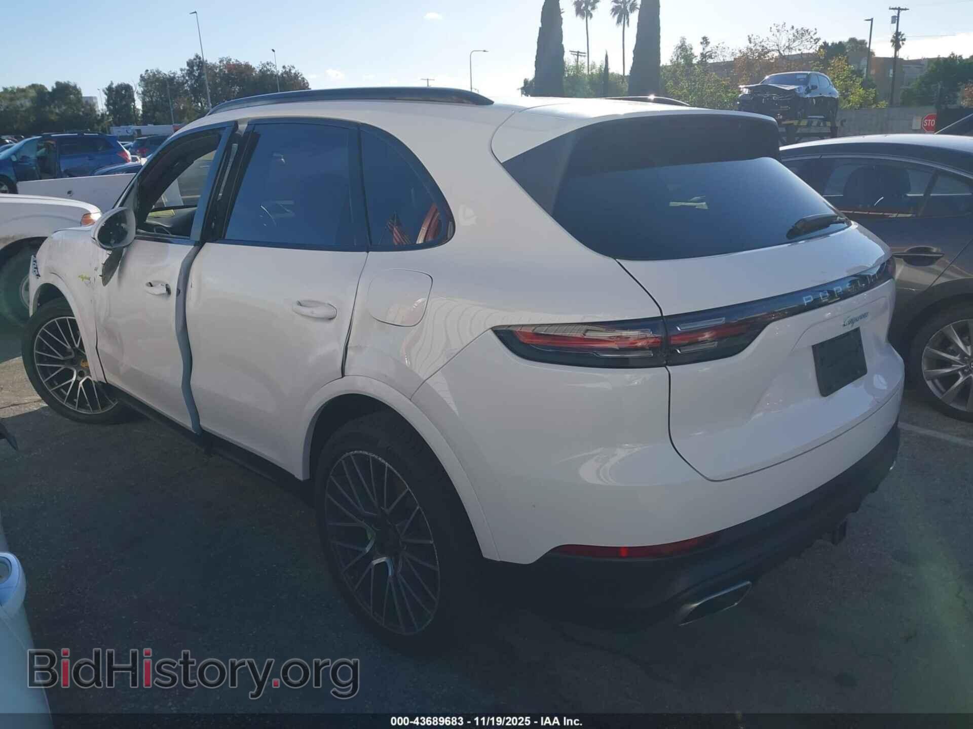 2021 PORSCHE CAYENNE E-HYBRID - VIN: WP1AE2AY2MDA24187 - Фото 3