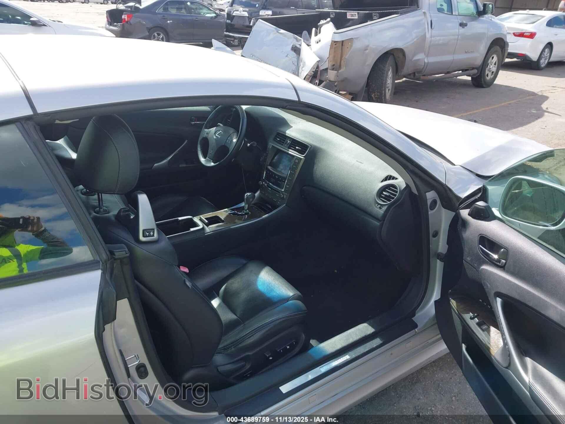 2010 LEXUS IS 250C - VIN: JTHFF2C22A2507939 - Фото 5