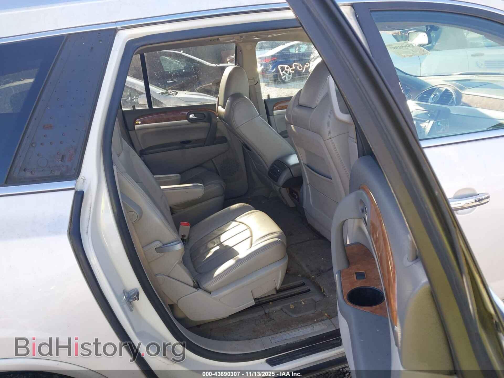 2008 BUICK ENCLAVE - VIN: 5GAEV23718J296990 - Фото 8
