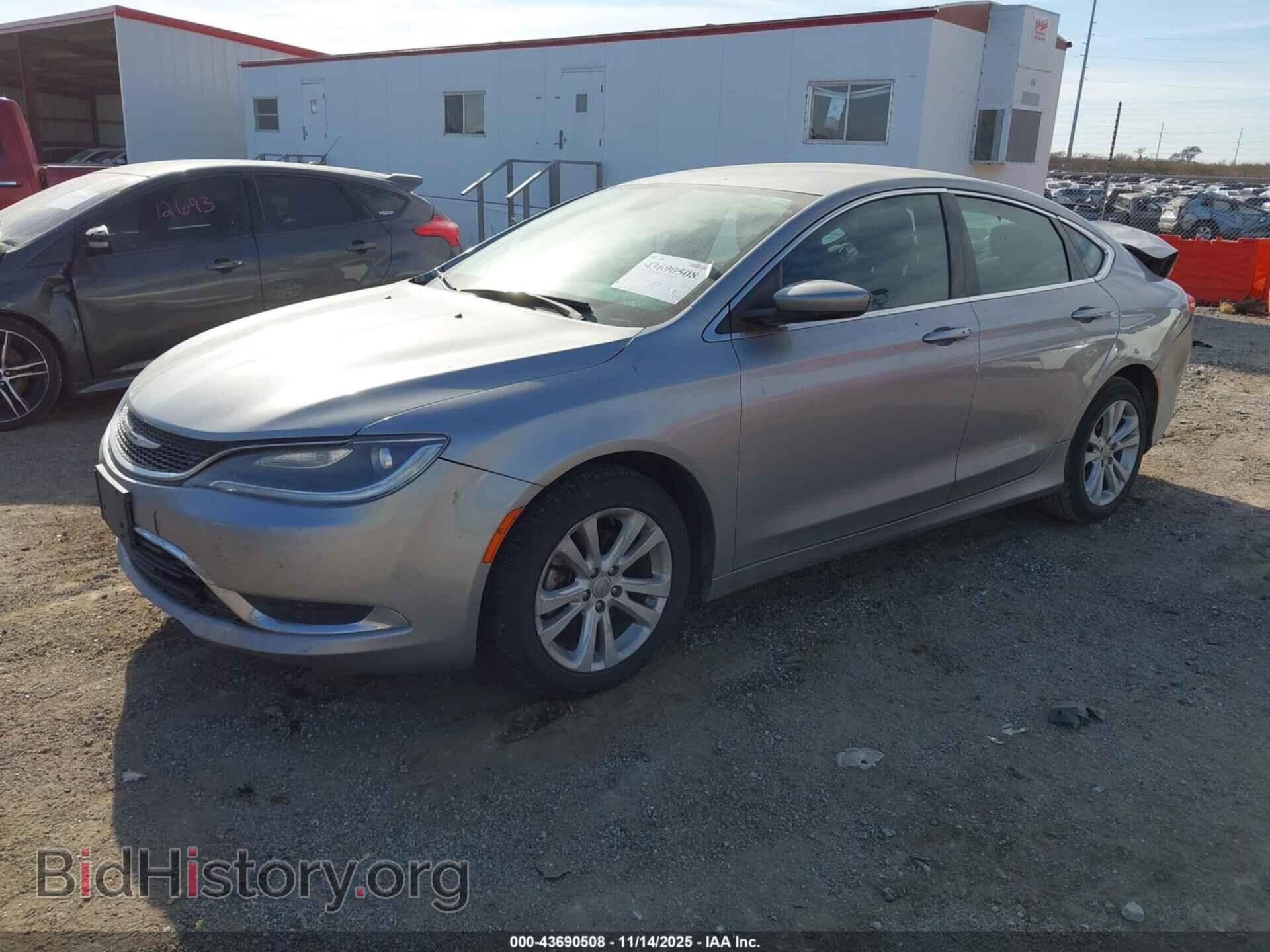 2015 CHRYSLER 200 - VIN: 1C3CCCAB2FN658392 - Фото 2