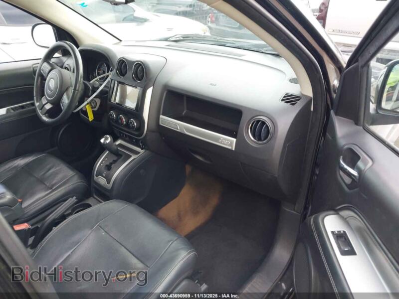 2014 Jeep COMPASS (VIN 1C4NJCEA9ED752642) — photo 5 of 13